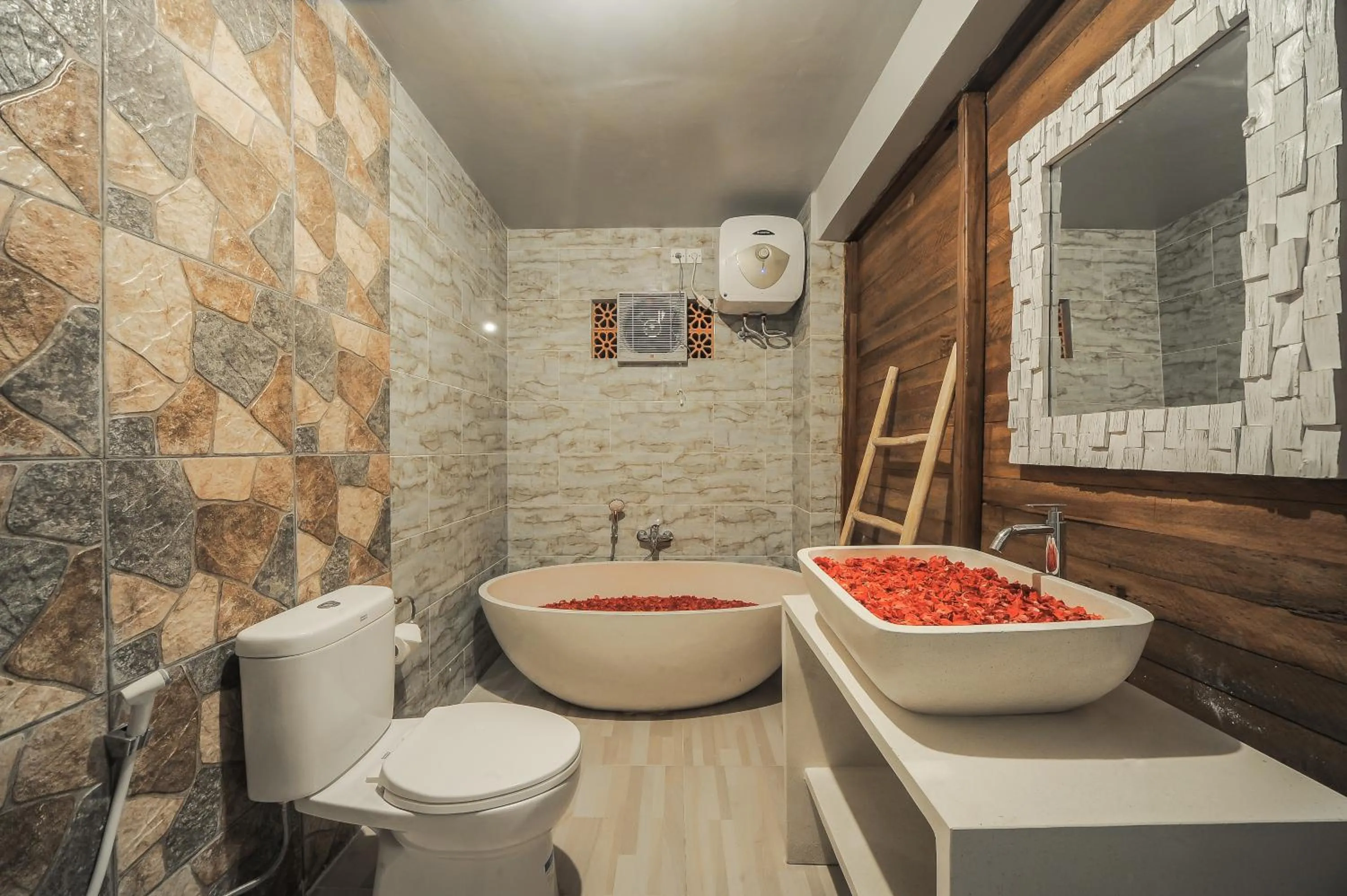 Shower in The Lebak Canggu