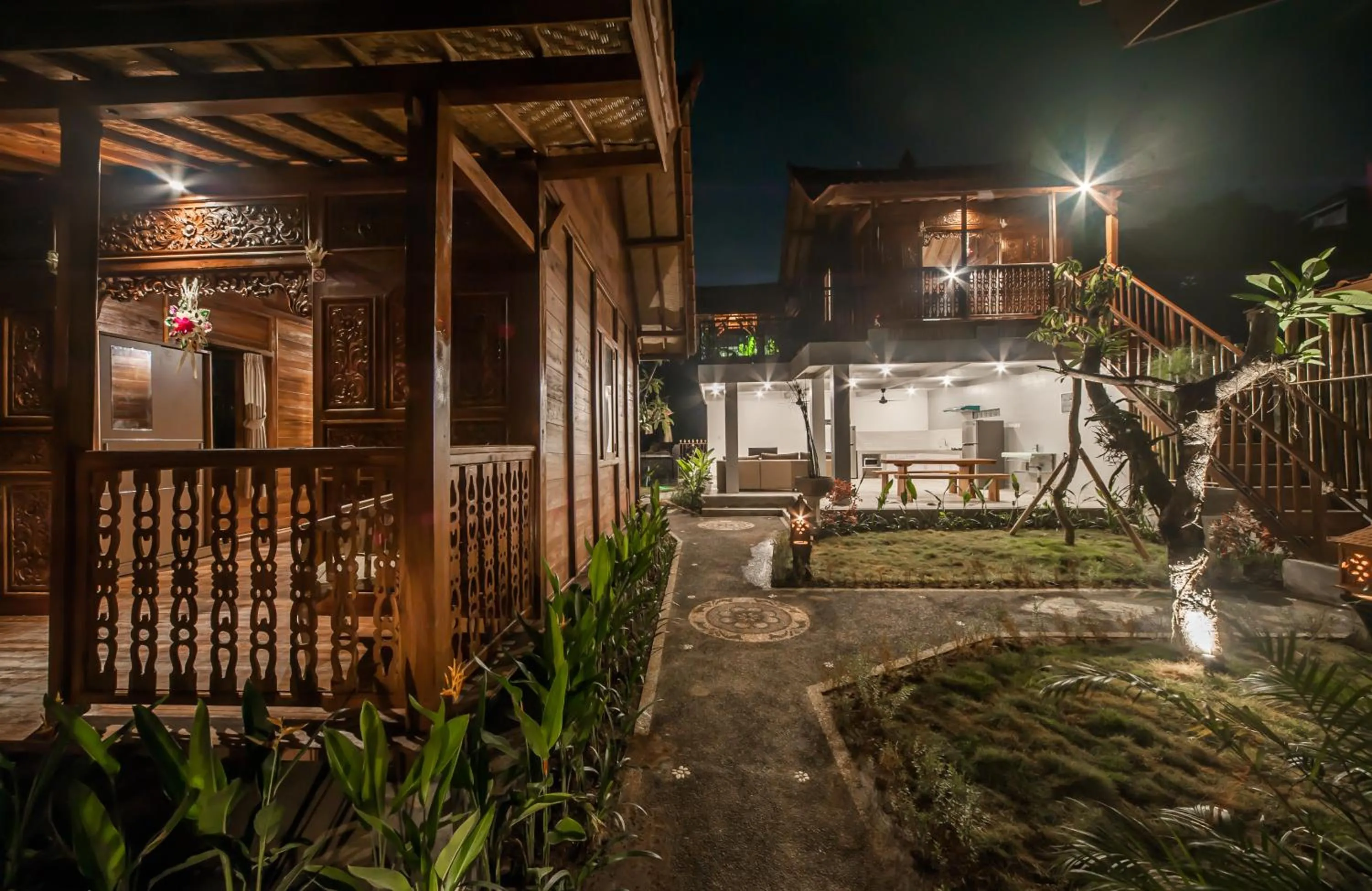 Night in The Lebak Canggu