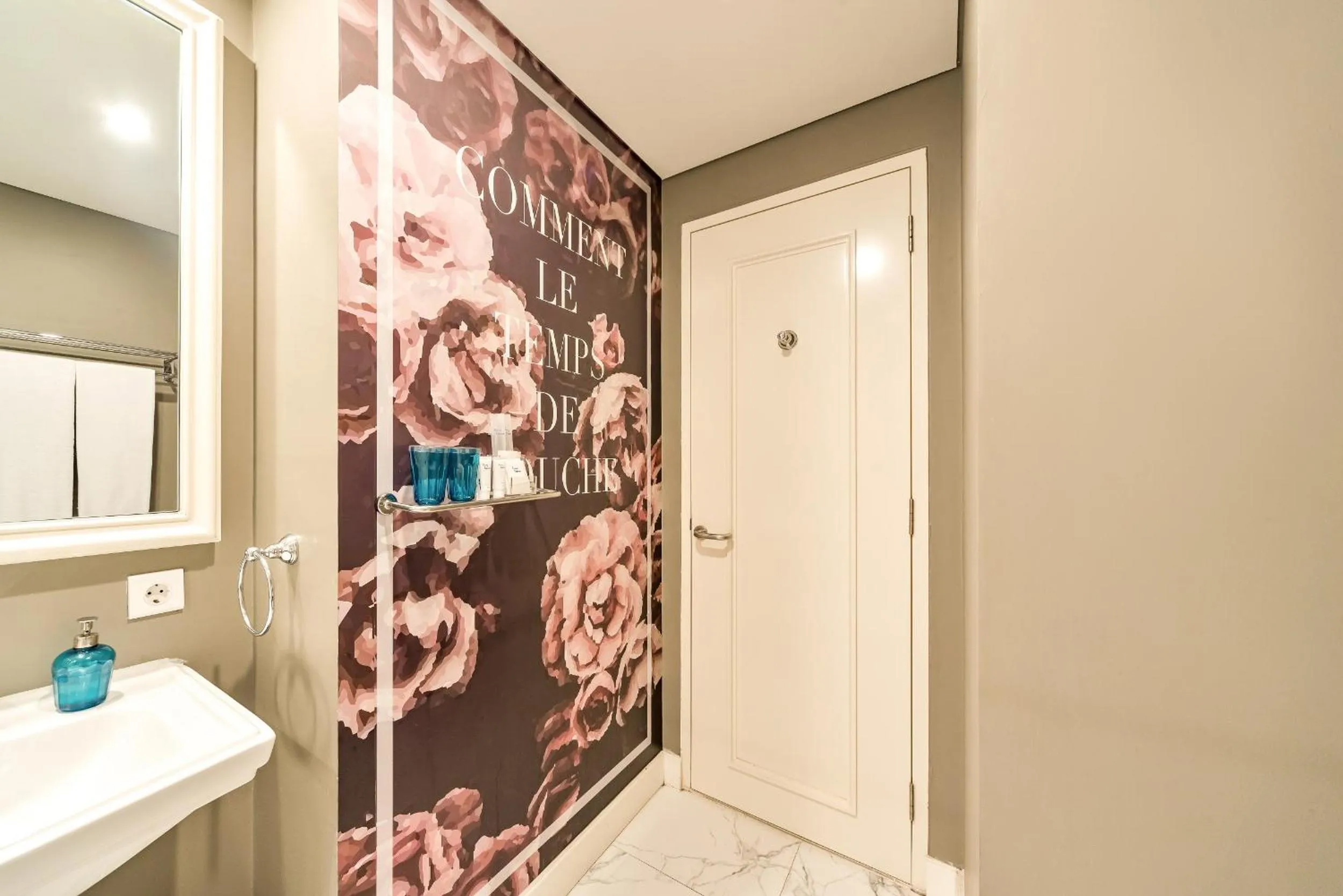 Bathroom in Ashley Sabang Jakarta