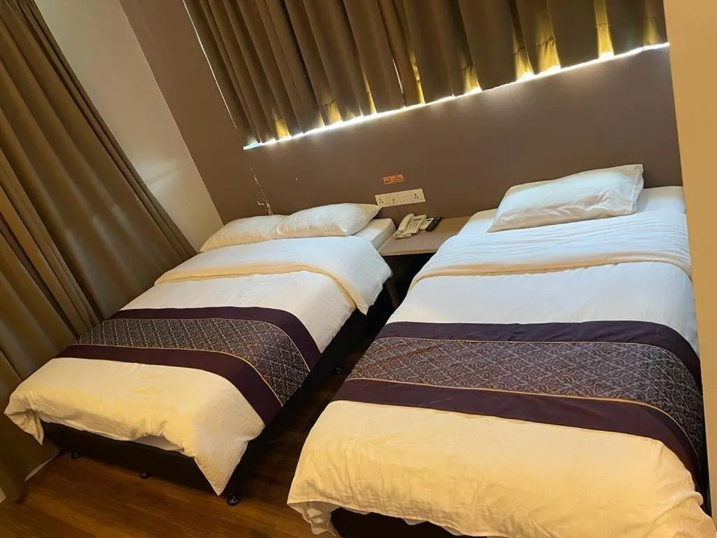 Bed in Super 8 Hotel @ Bayan Baru