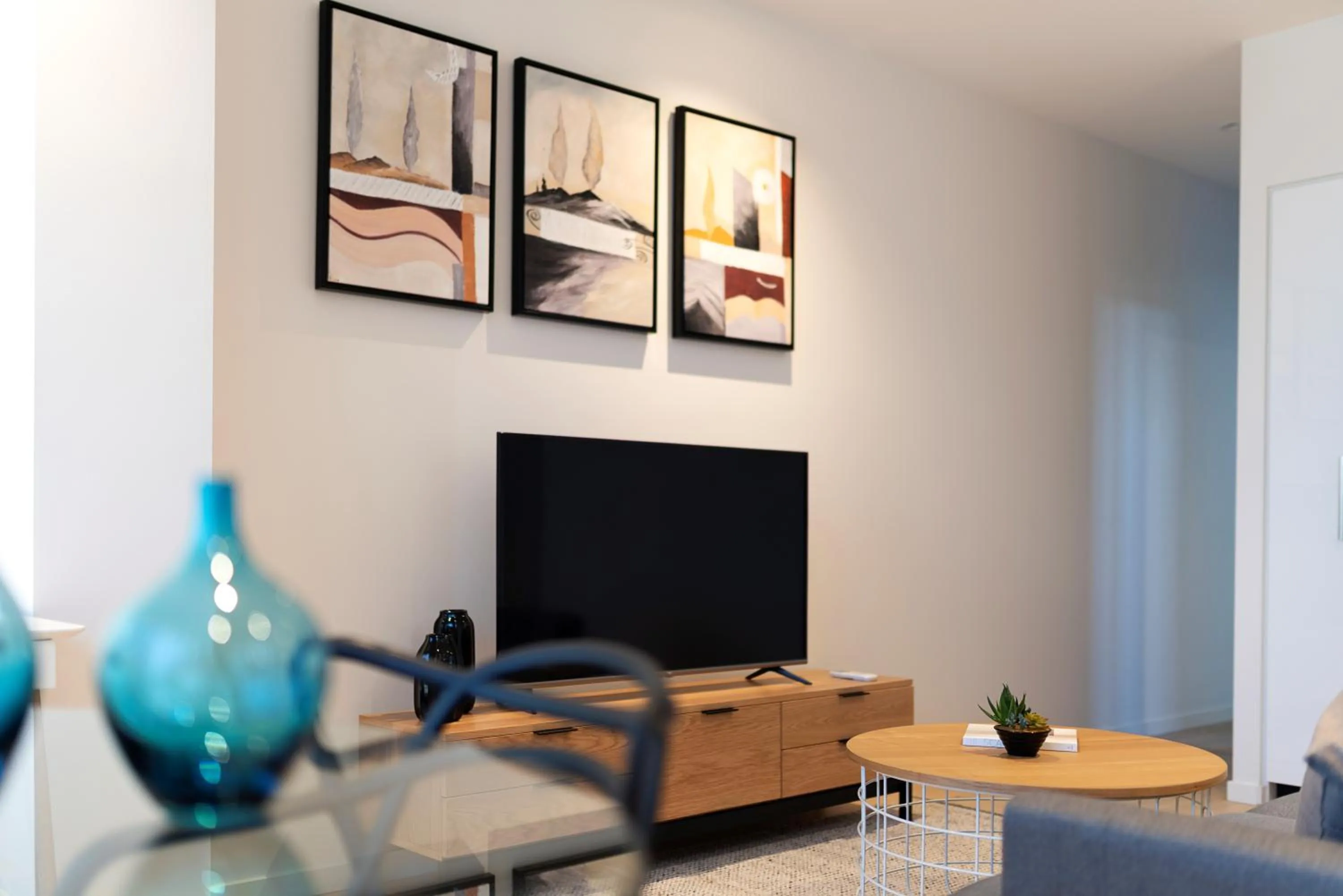 TV and multimedia in Artel Apartments Brunswick