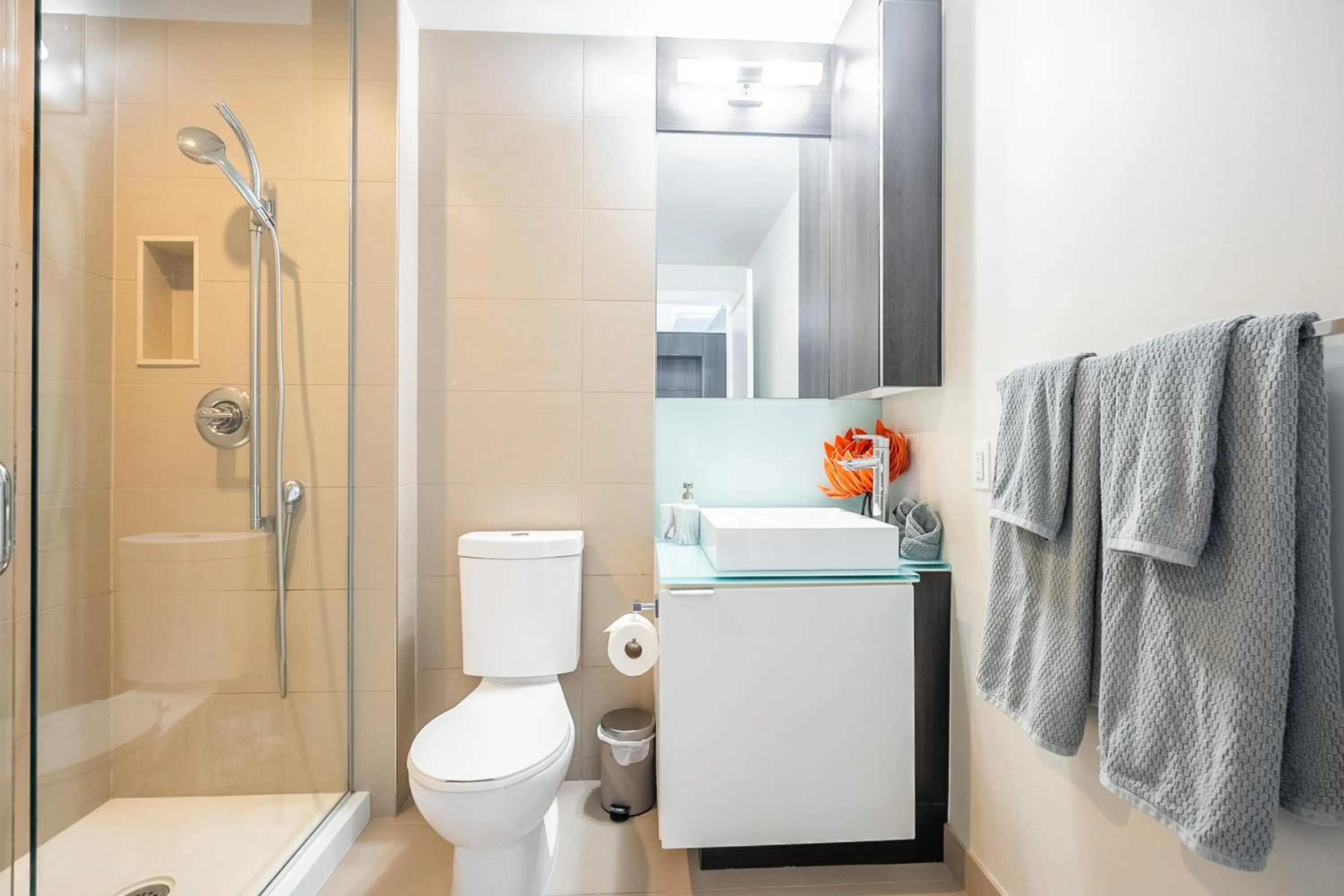 Shower in GLOBALSTAY Modern Downtown Apartment