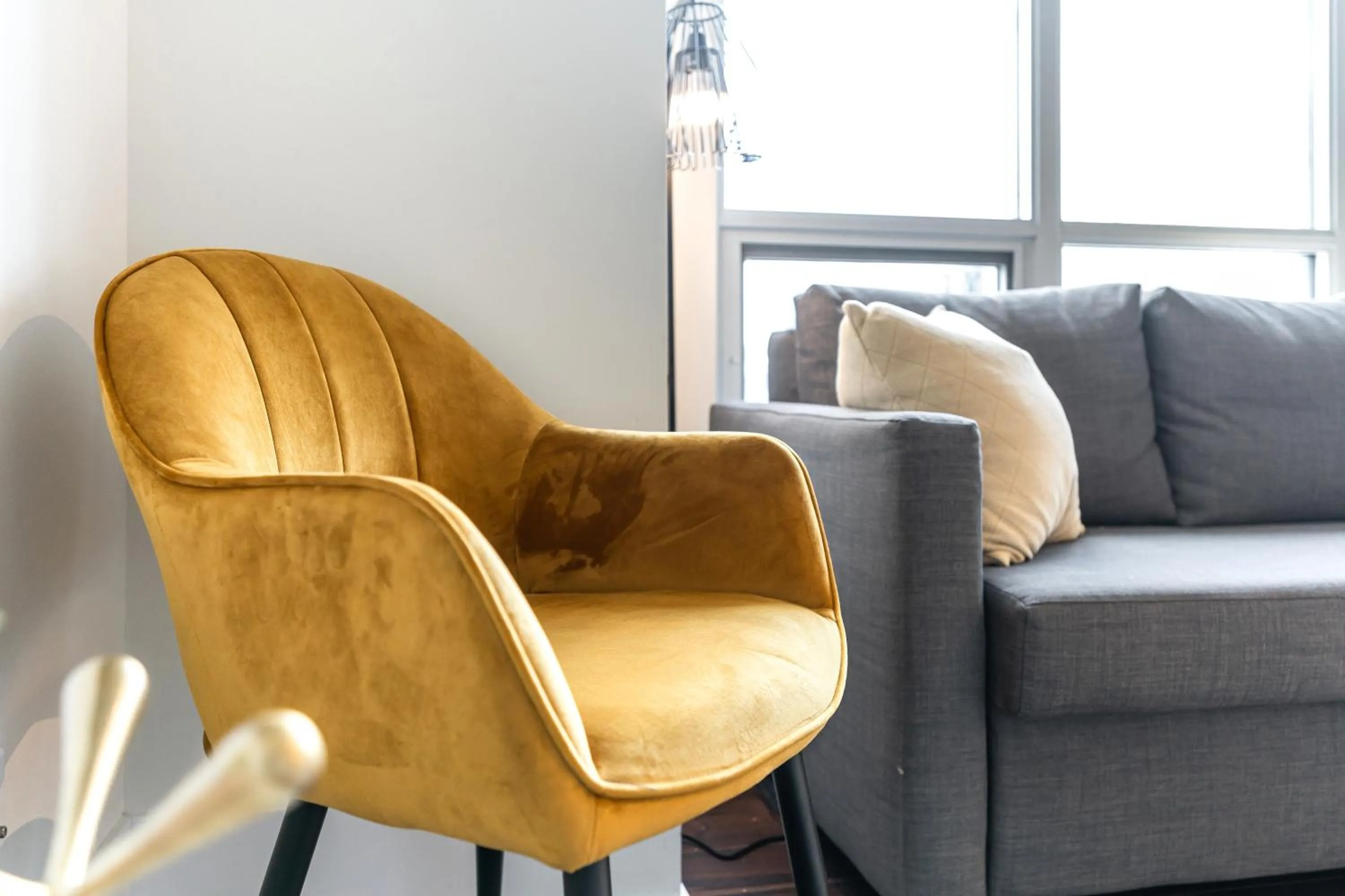 Living room in GLOBALSTAY Modern Downtown Apartment