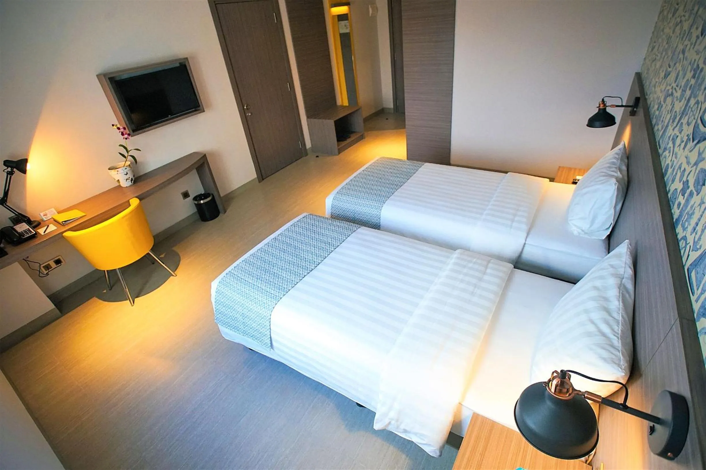 Bedroom, Bed in BW inn Belitung