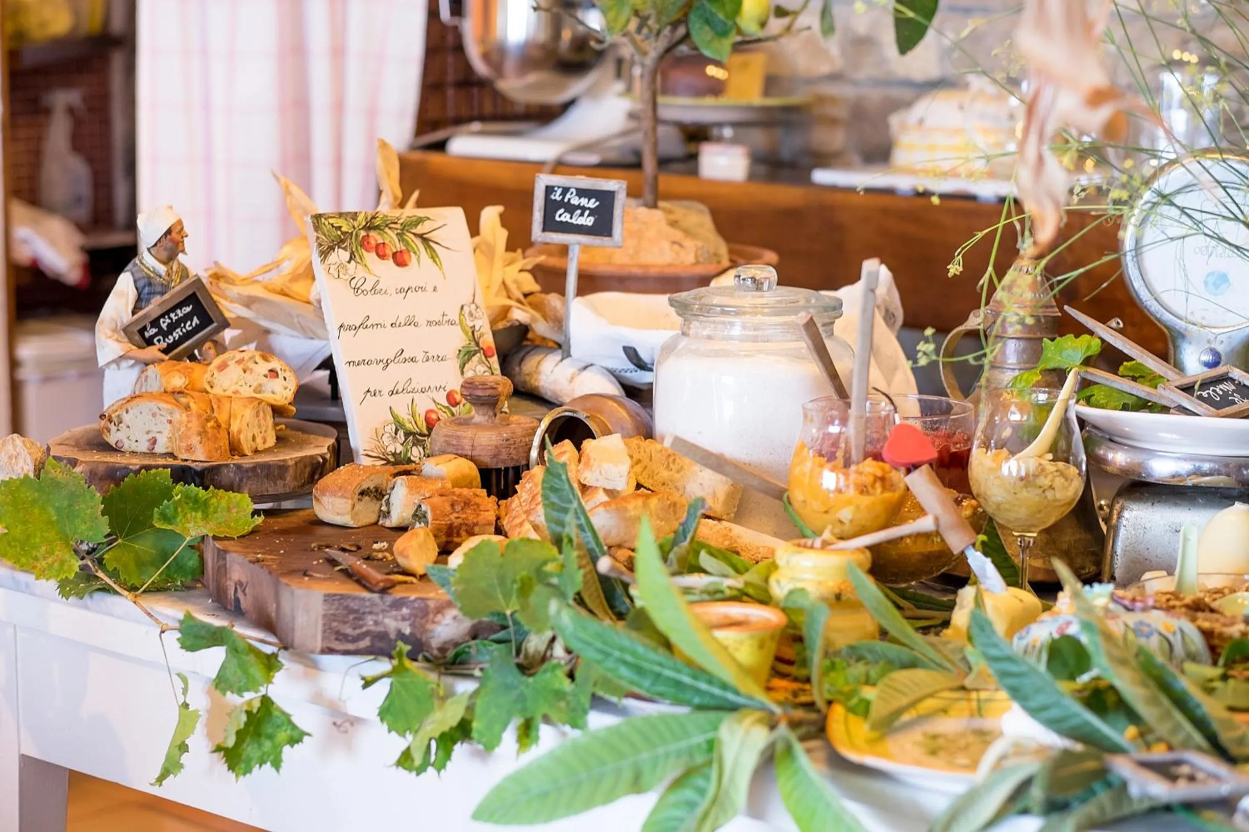 Buffet breakfast in Villa Ketty Resort