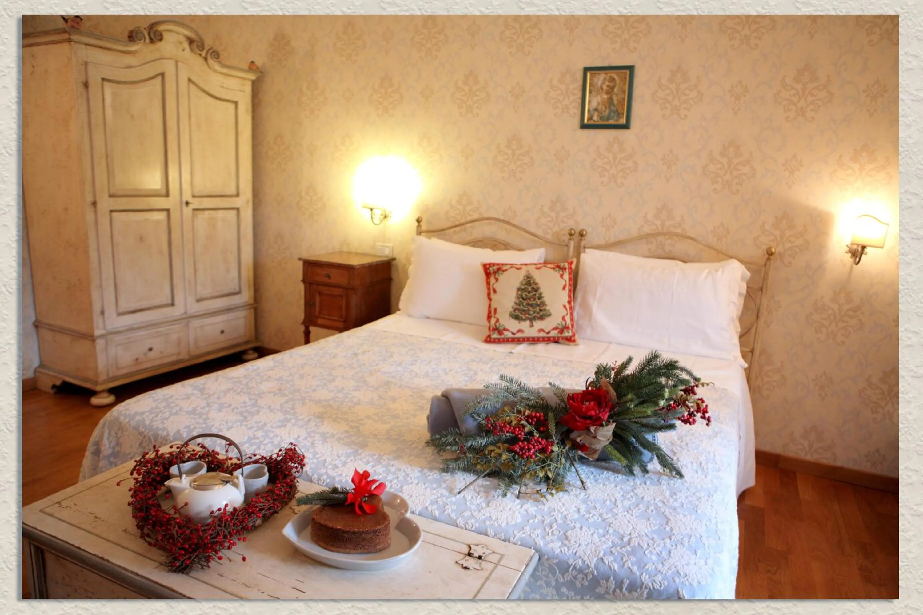 Photo of the whole room, Bed in Villa Ketty Resort