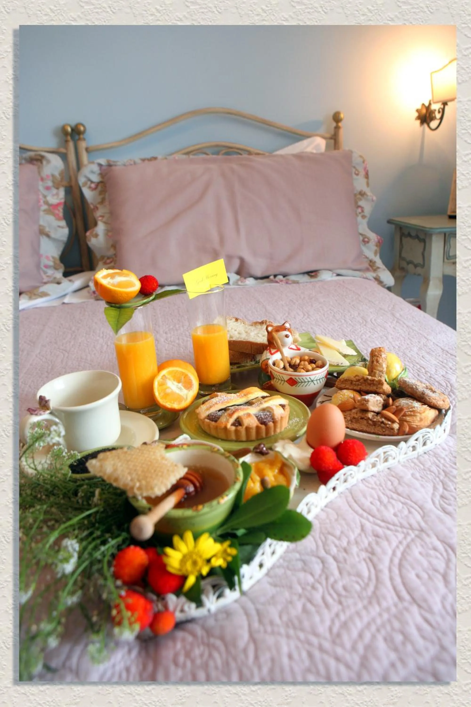 Food, Bed in Villa Ketty Resort