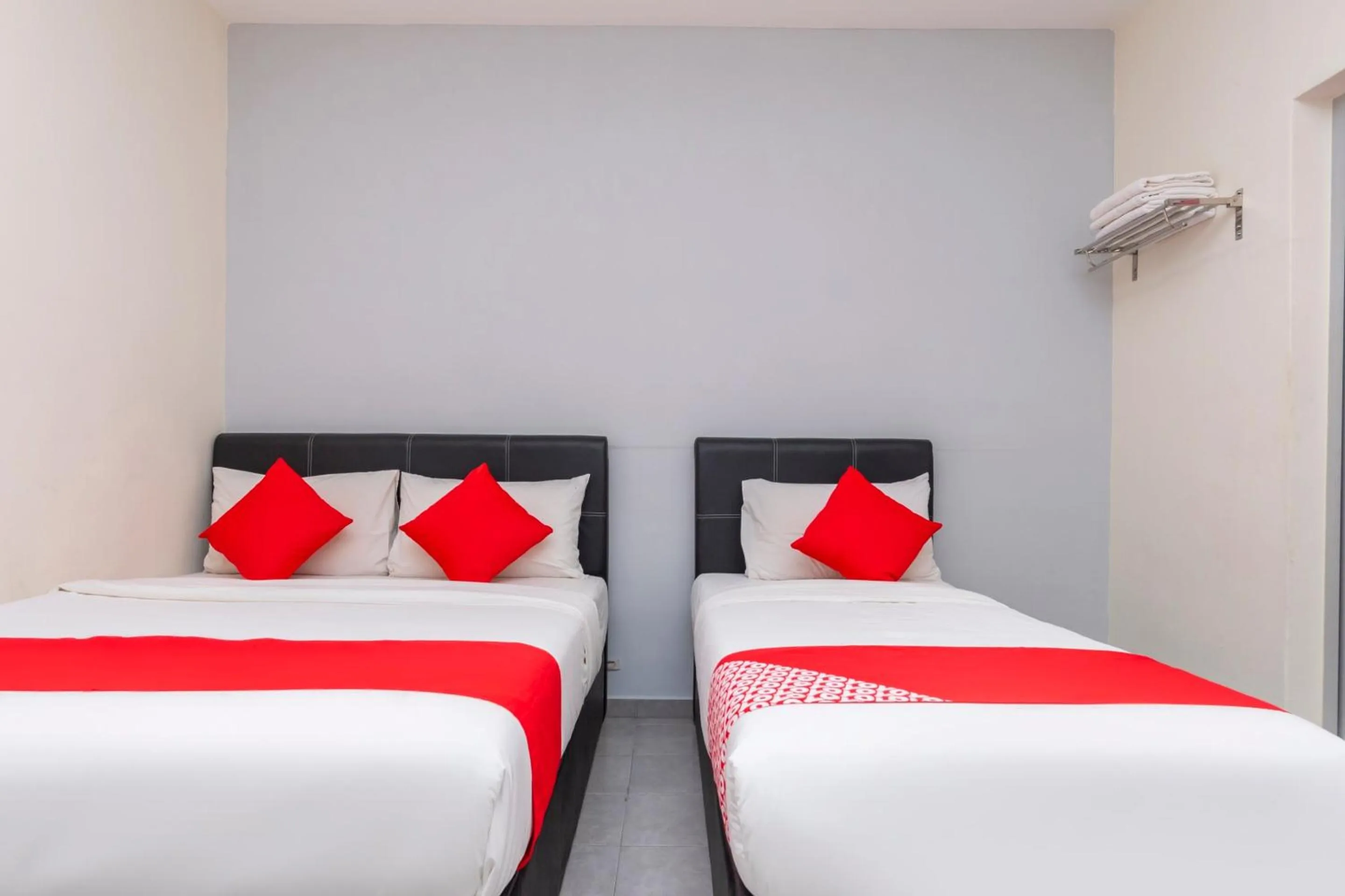 Bedroom, Bed in Muar City Hotel