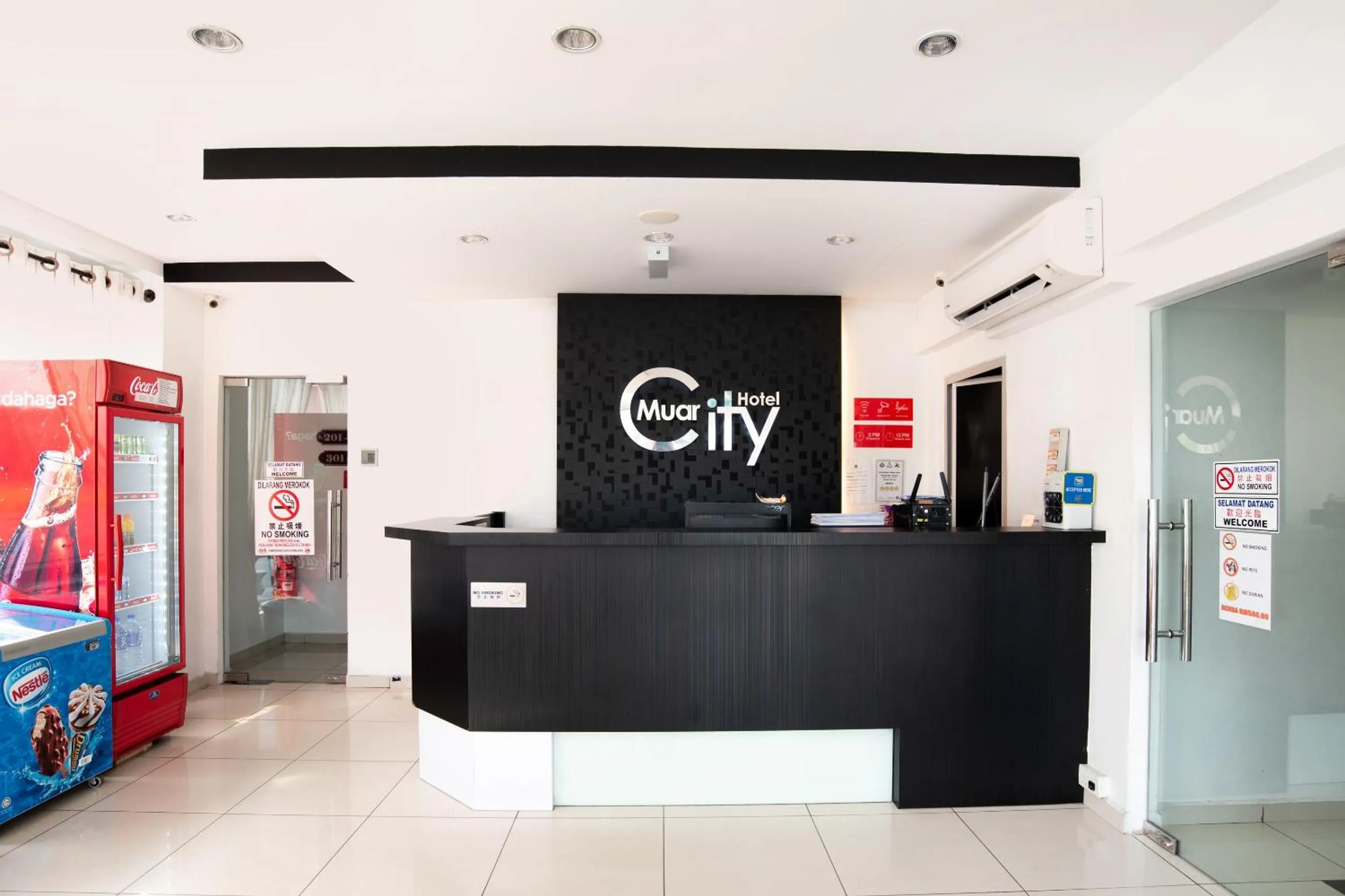 Lobby or reception in Muar City Hotel