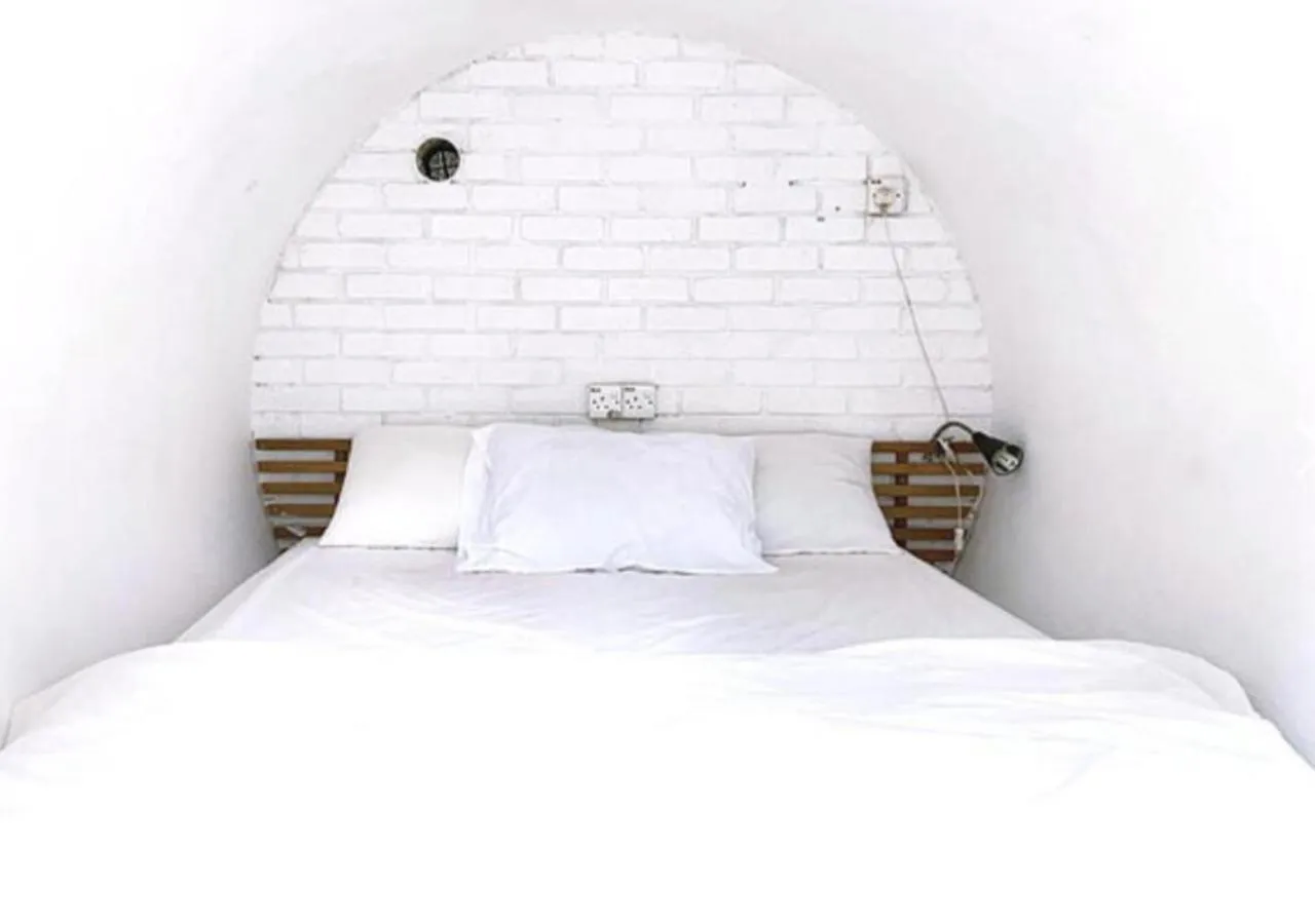 Bed in Time Capsule Retreat, Sungai Lembing