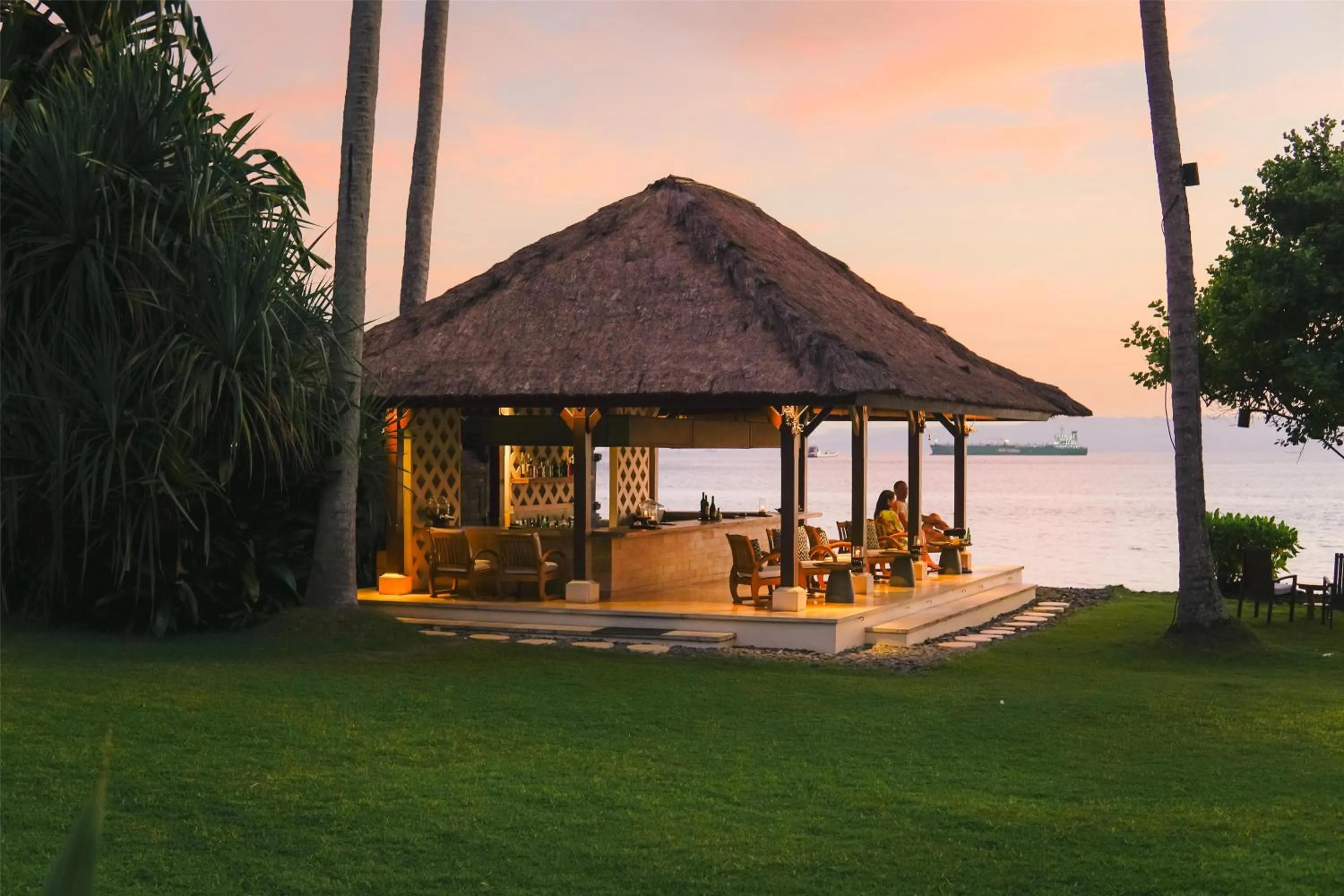 Lounge or bar in Alila Manggis