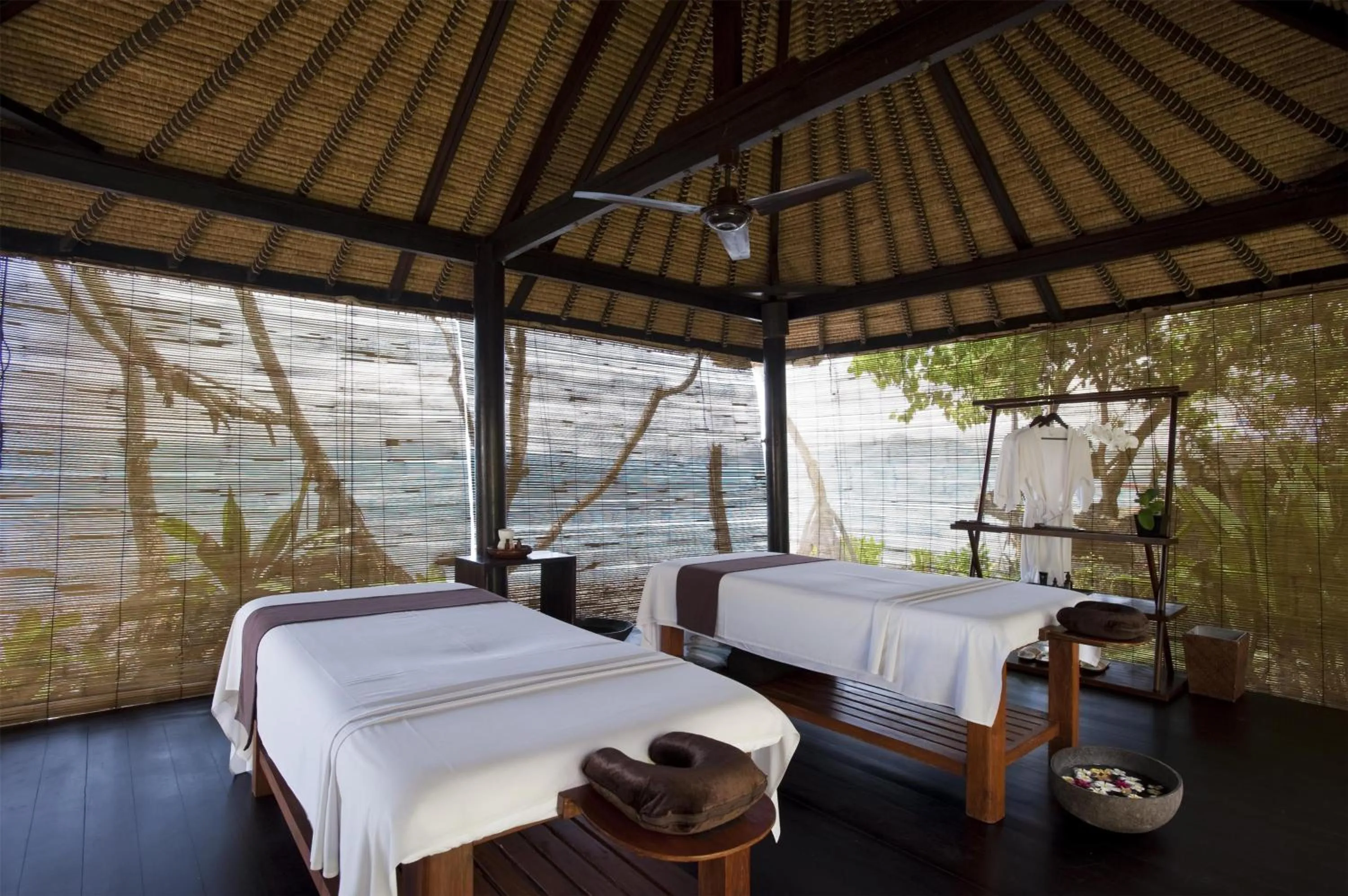 Spa and wellness centre/facilities, Bed in Alila Manggis