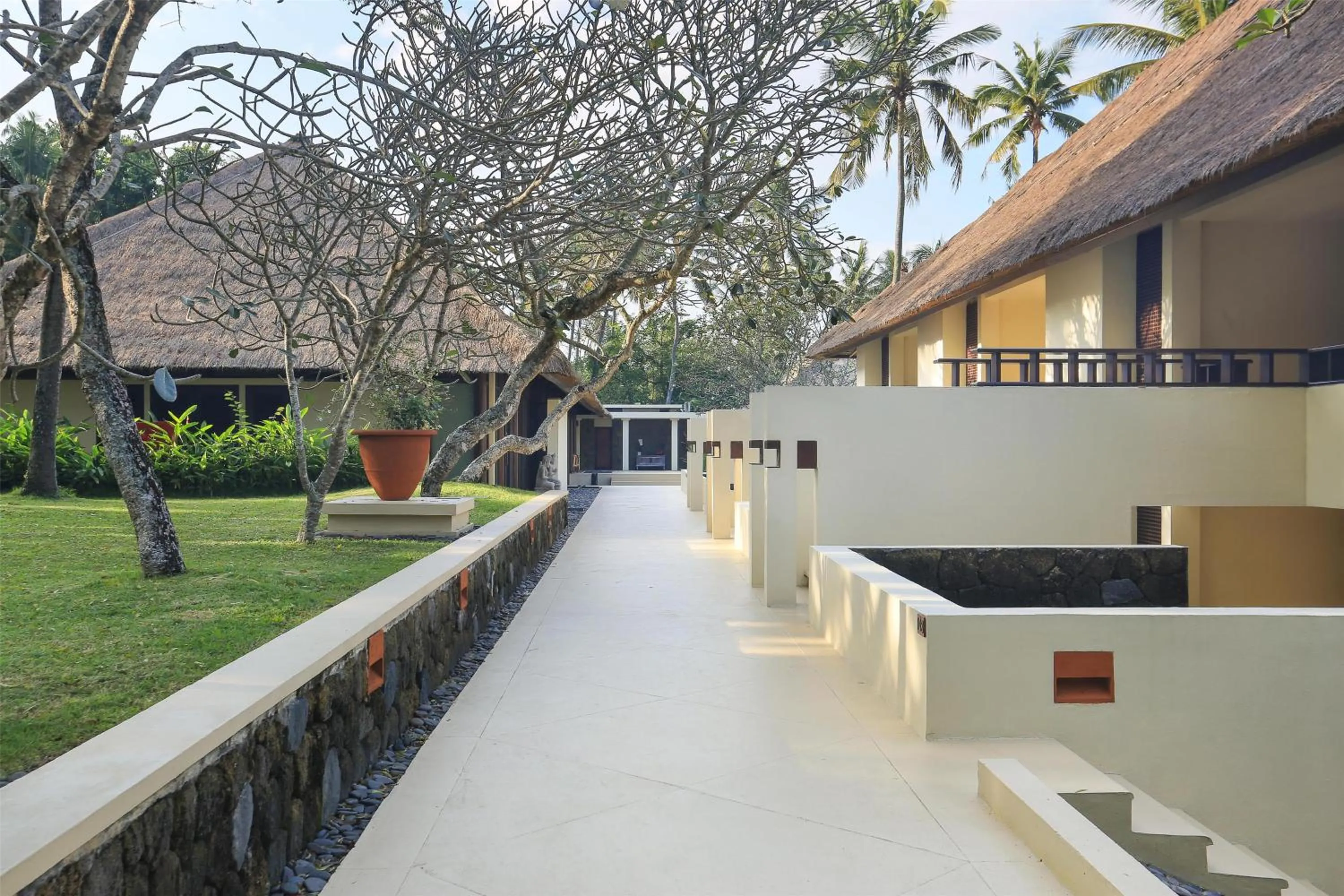 Property building in Alila Manggis