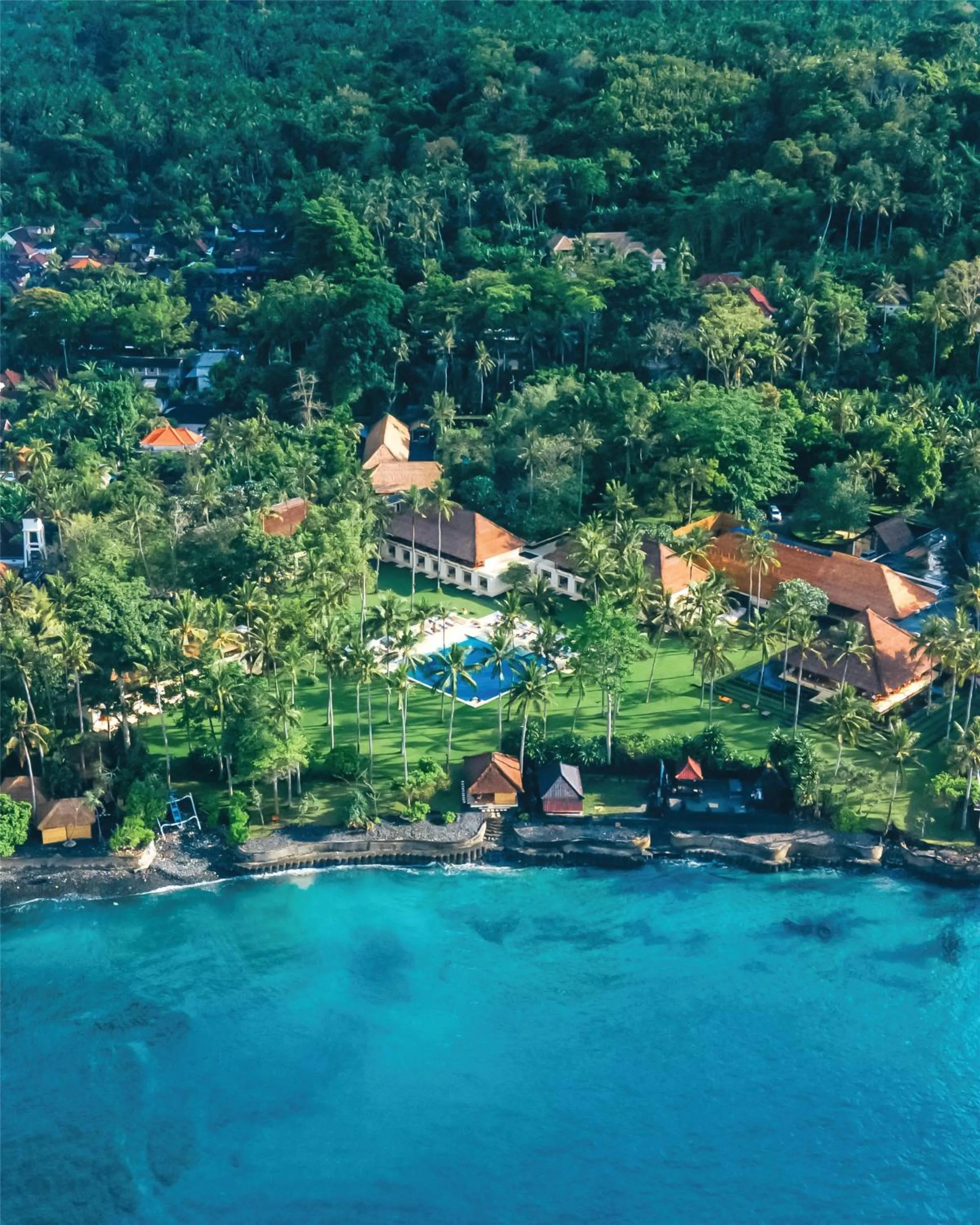 Property building in Alila Manggis