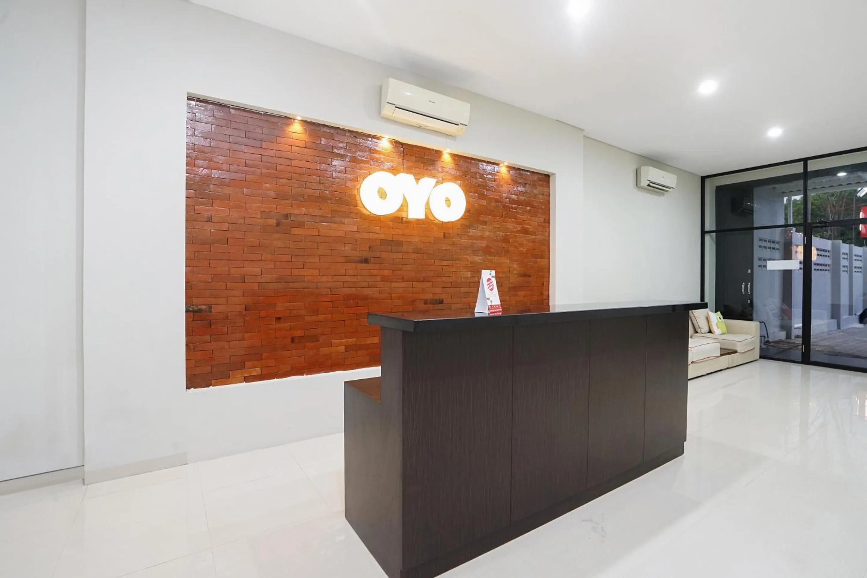 Lobby or reception in Super OYO Capital O 449 The Colins