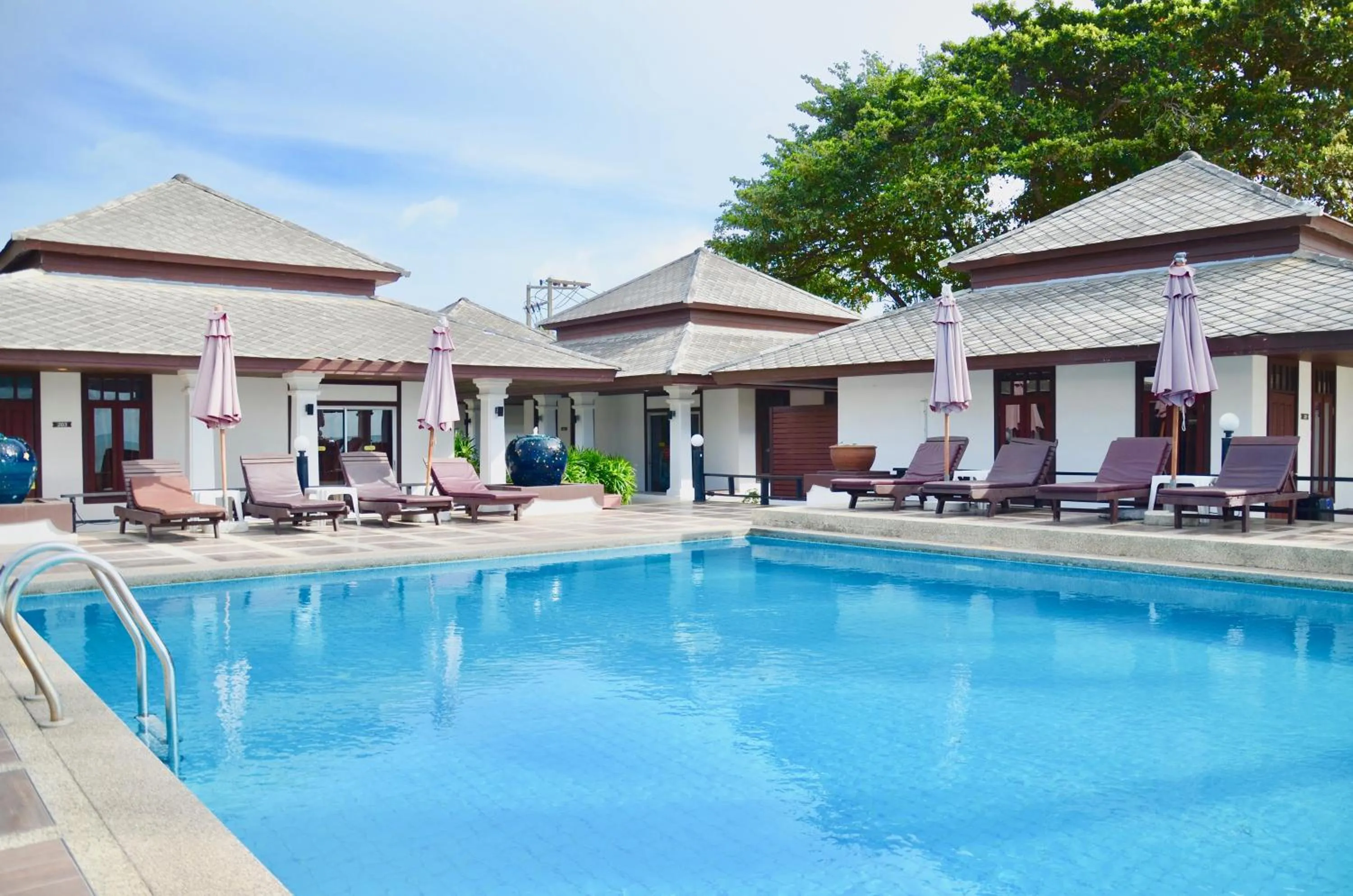 Pool view in Al's Resort