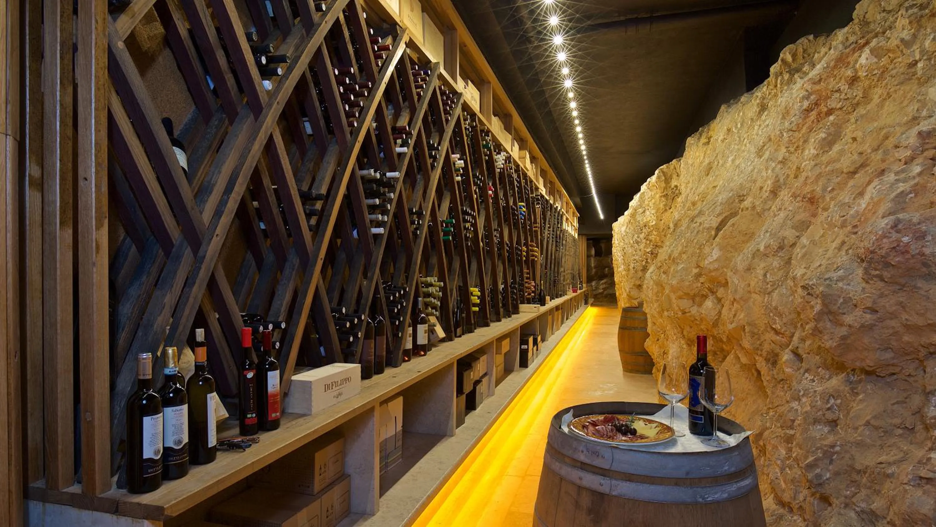 Restaurant/places to eat in Mulino Luxury Boutique Hotel