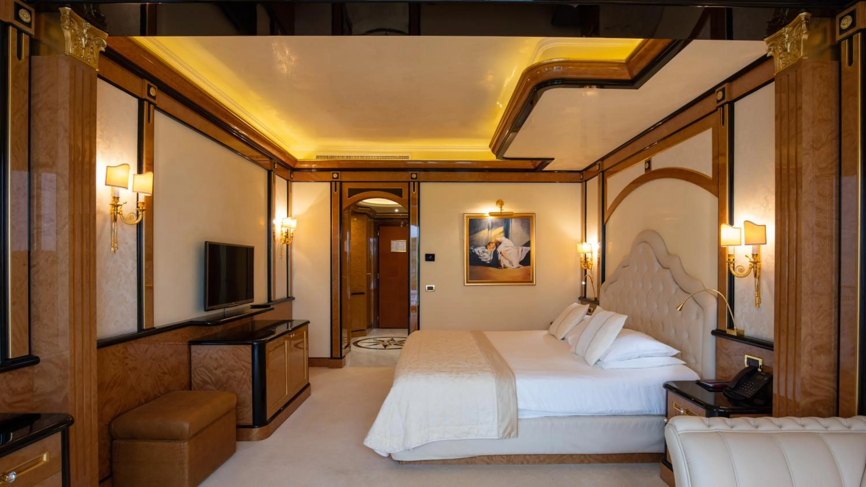 Bedroom in Mulino Luxury Boutique Hotel