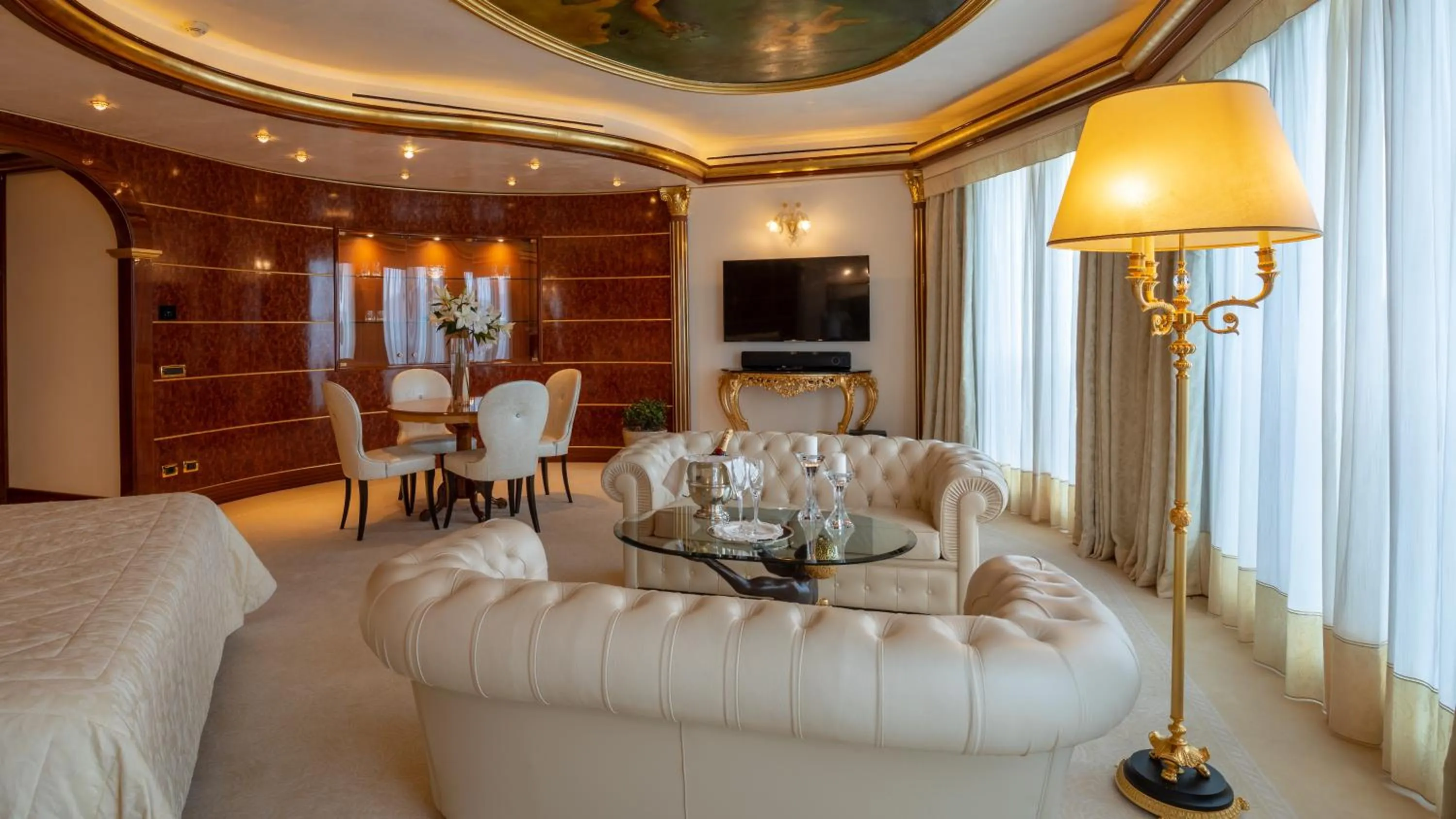 Bedroom in Mulino Luxury Boutique Hotel