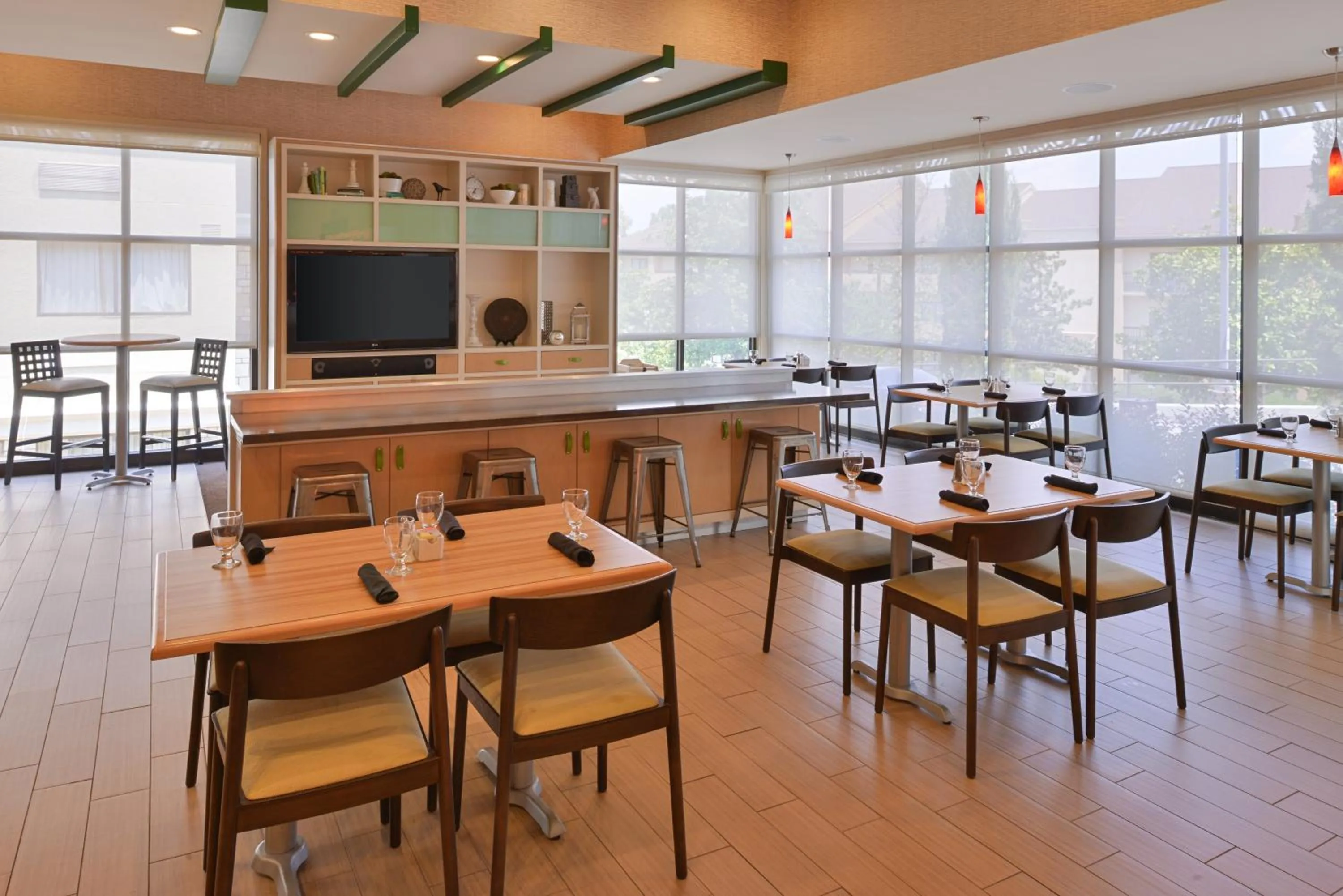 Restaurant/Places to Eat in Holiday Inn Little Rock West - Chenal Pkwy, an IHG Hotel
