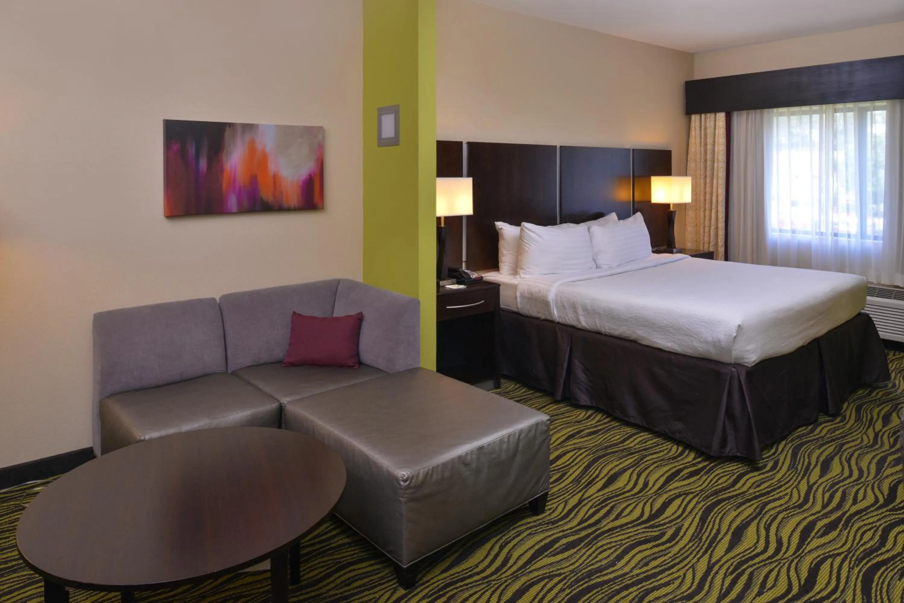 Photo of the whole room in Holiday Inn Little Rock West - Chenal Pkwy, an IHG Hotel