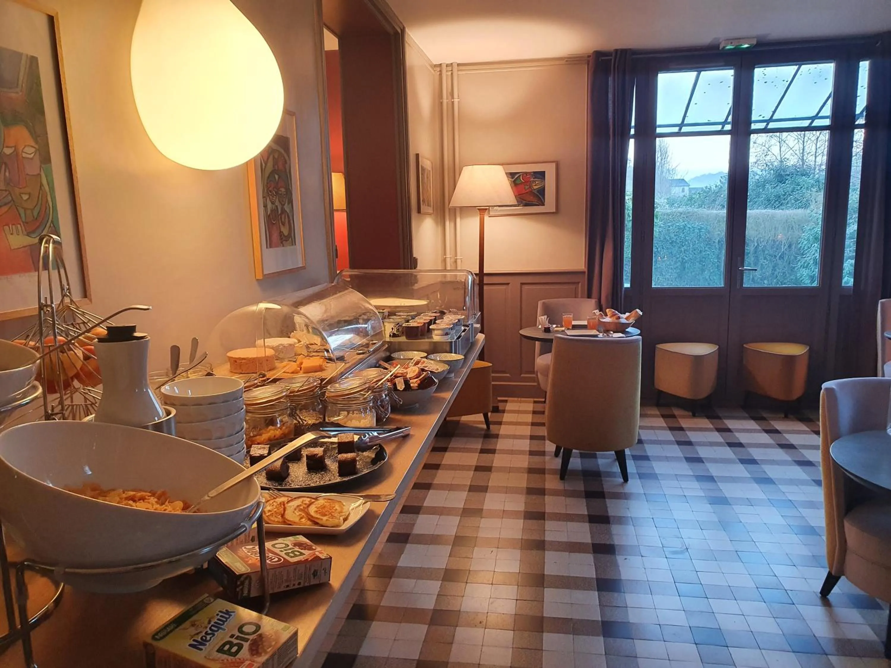 Buffet breakfast in La Fraîchette-Hôtel & Spa