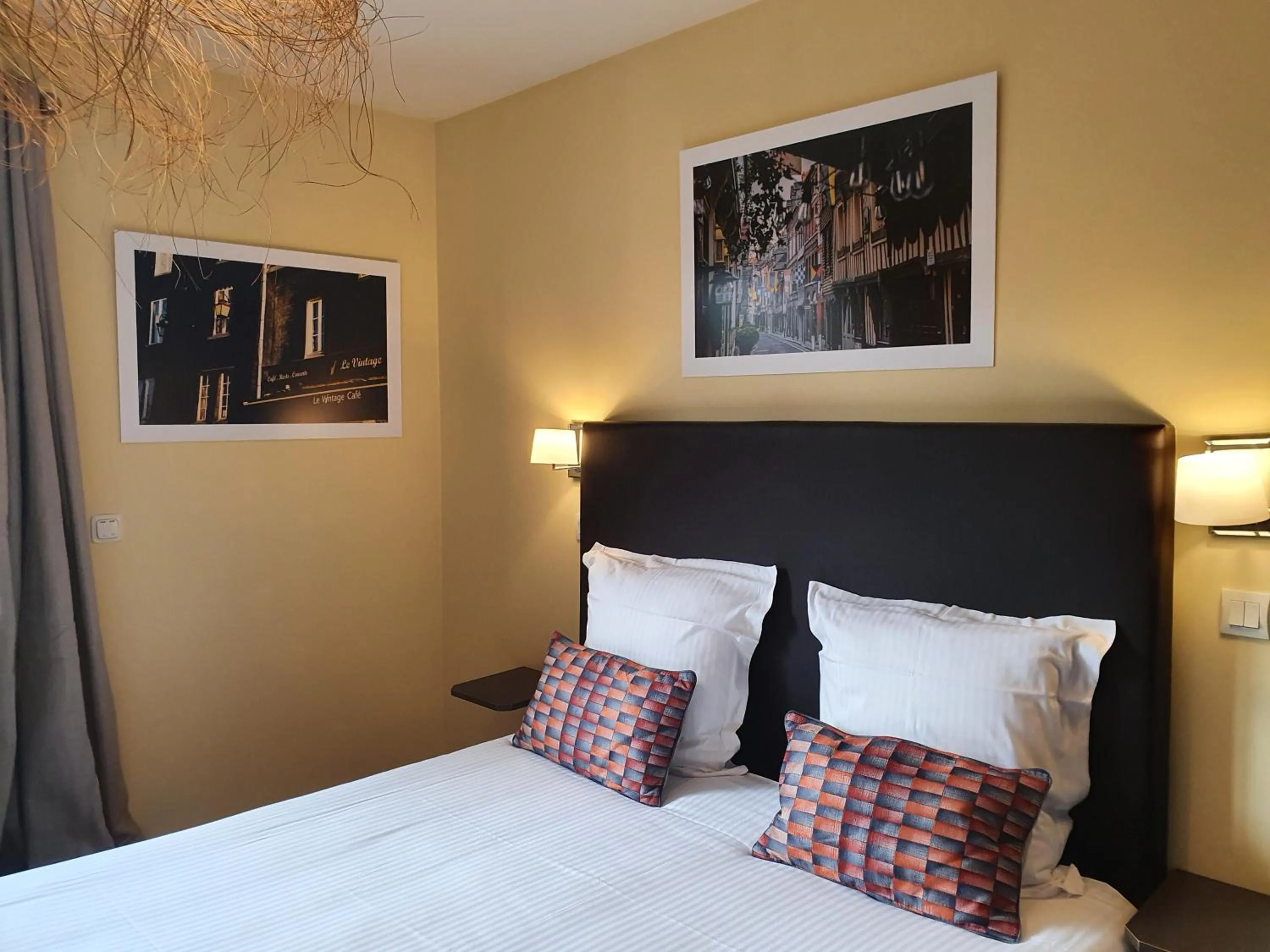 Double Room with bath in La Fraîchette-Hôtel & Spa