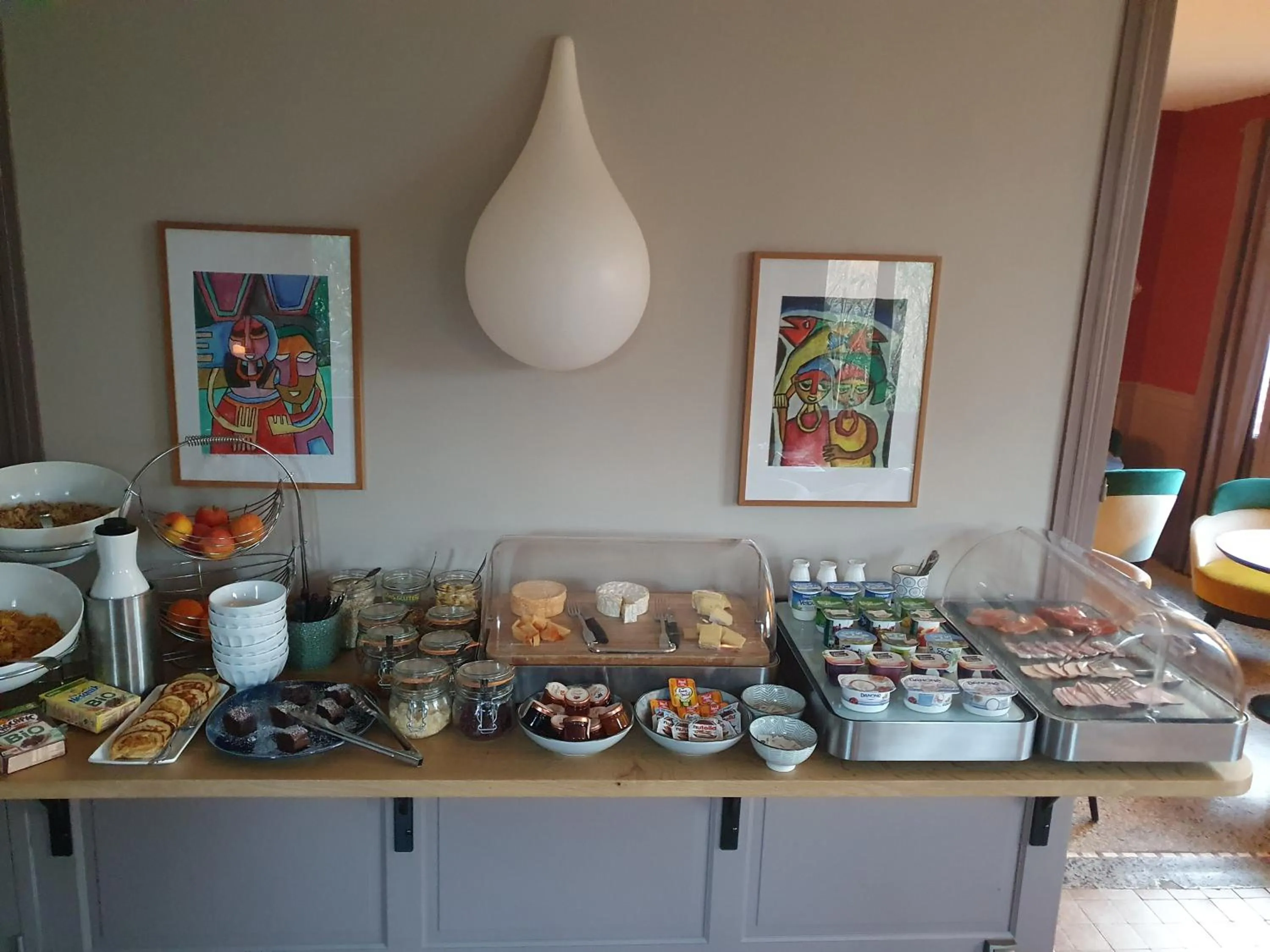 Buffet breakfast in La Fraîchette-Hôtel & Spa