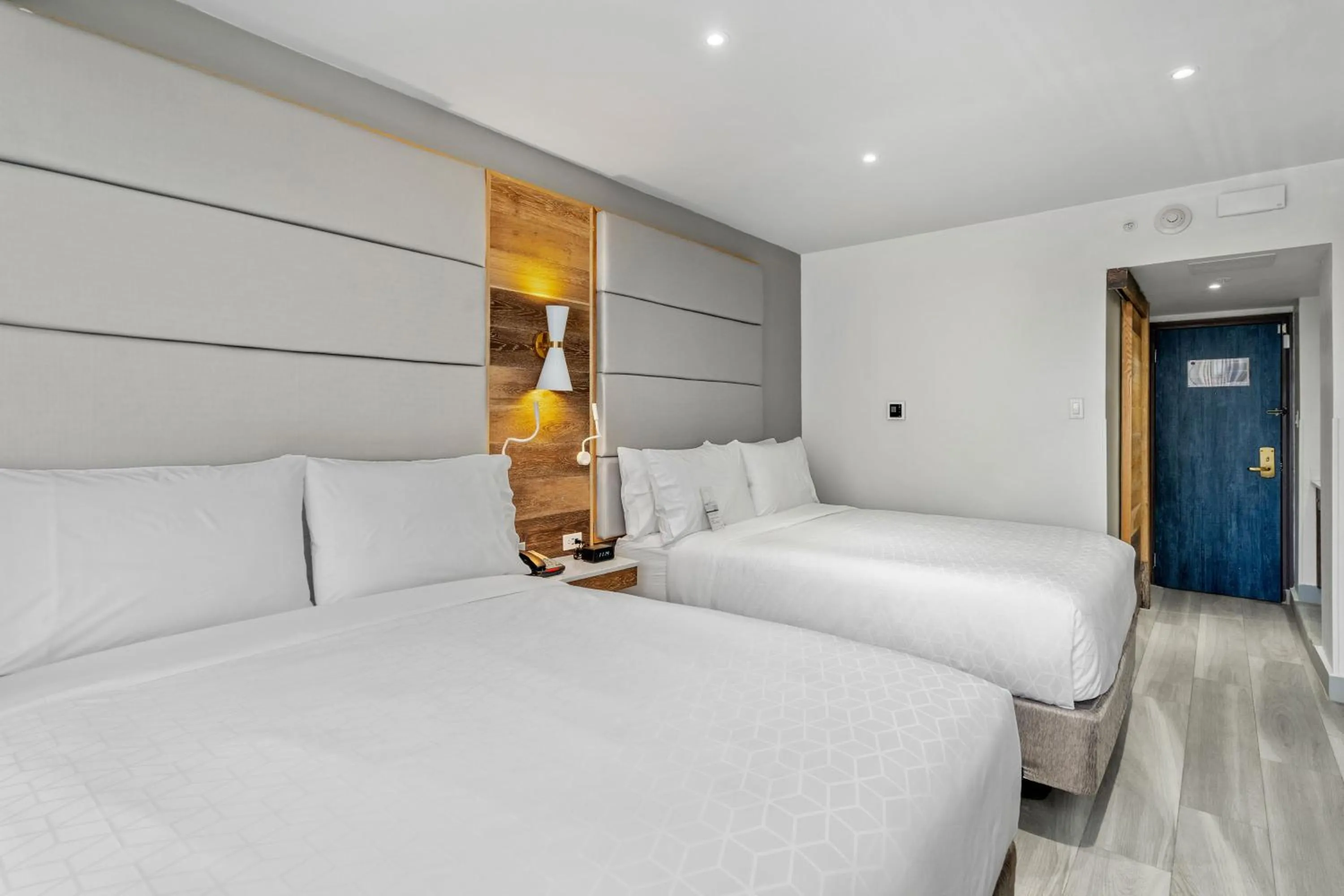 Bed in Holiday Inn Express San Juan Condado by IHG