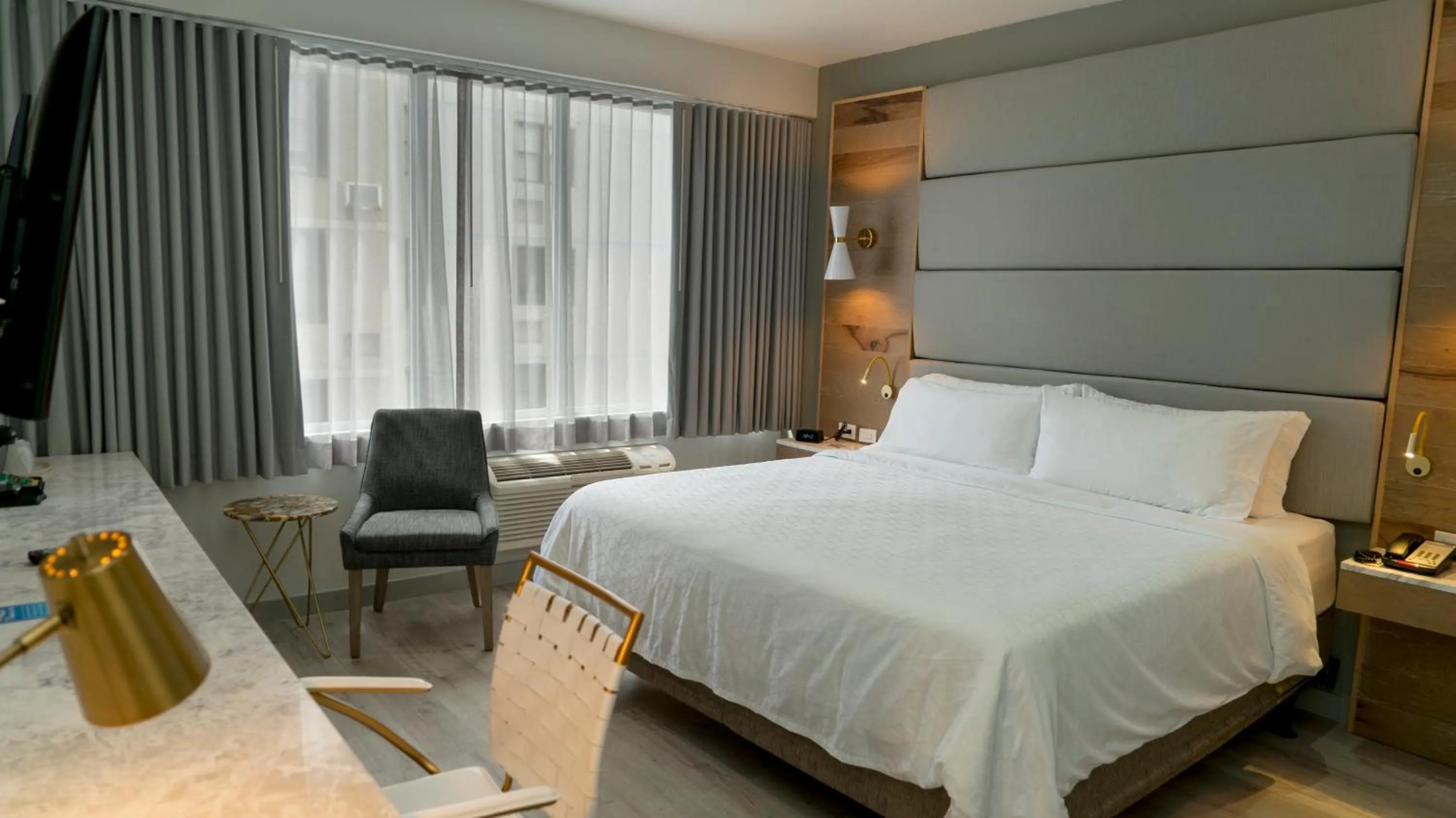 Photo of the whole room, Bed in Holiday Inn Express San Juan Condado by IHG