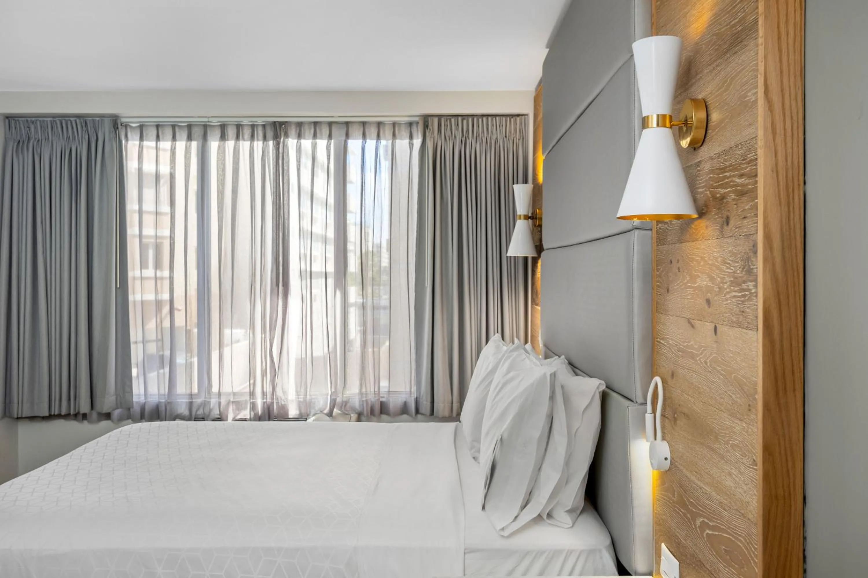 Bed in Holiday Inn Express San Juan Condado by IHG