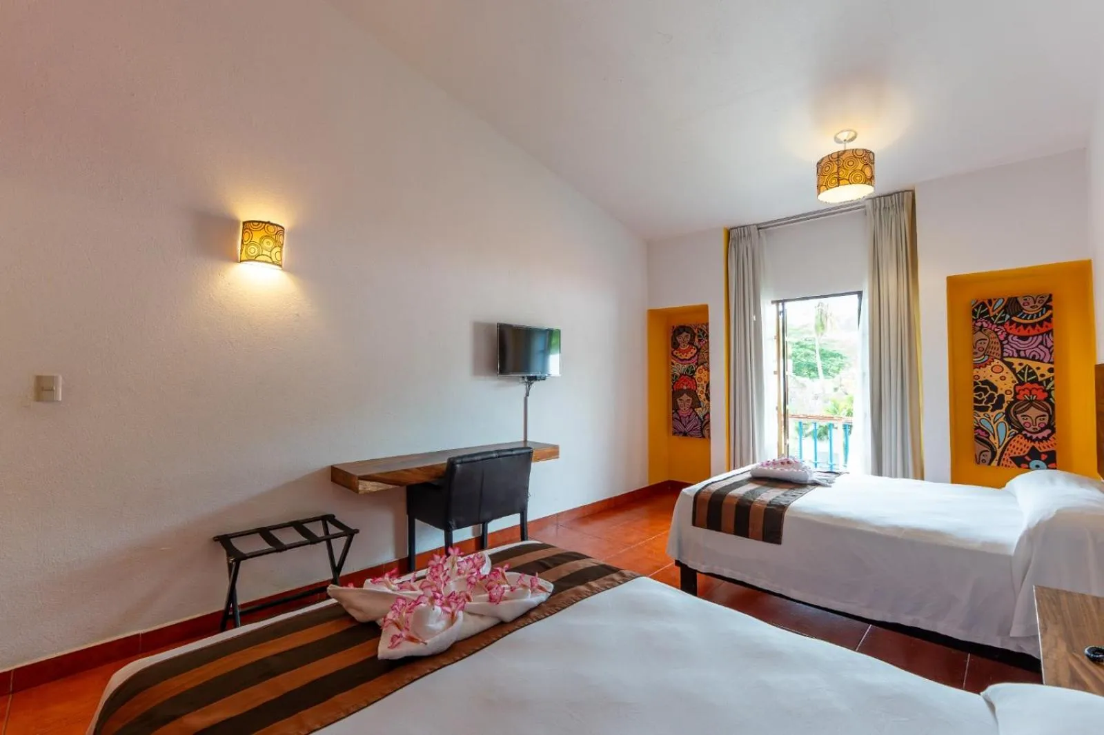 Bed in Hotel Santa Cruz Huatulco