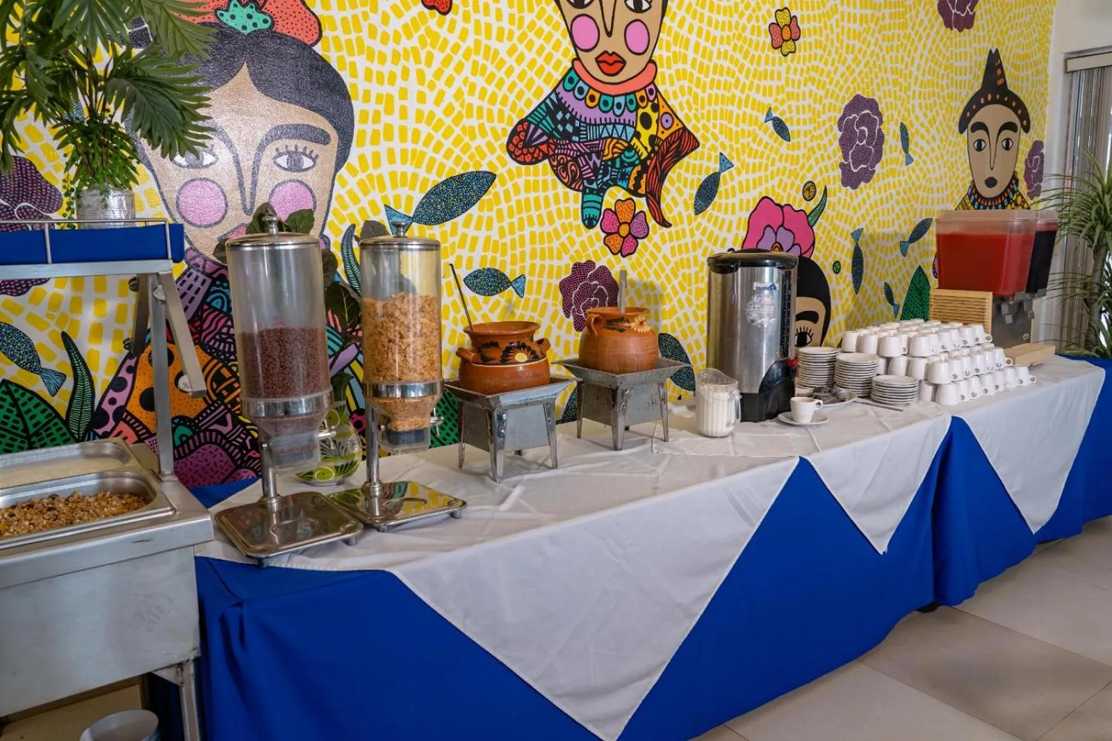 Buffet breakfast in Hotel Santa Cruz Huatulco