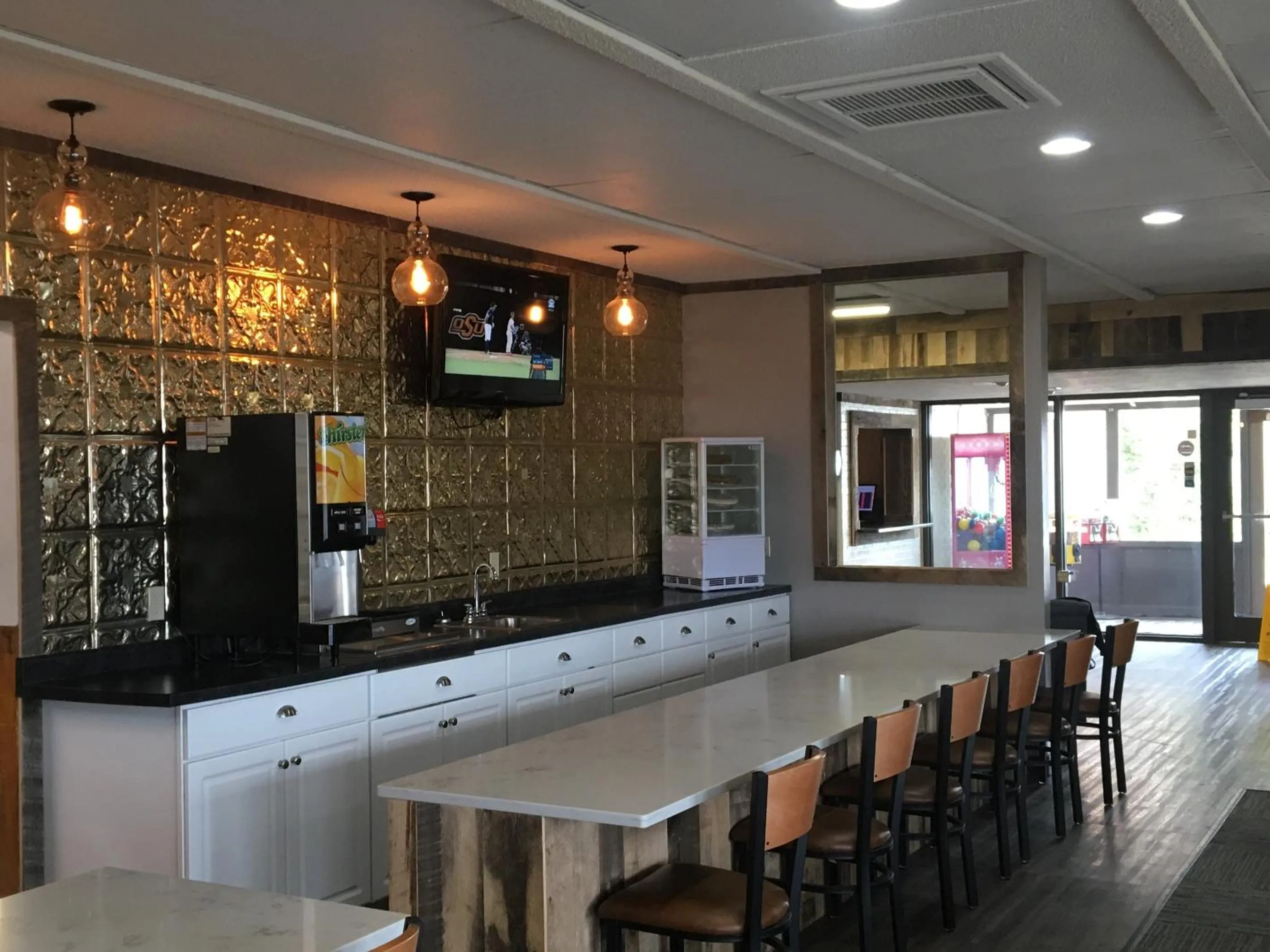 Food and drinks in Sunlac Inn Lakota