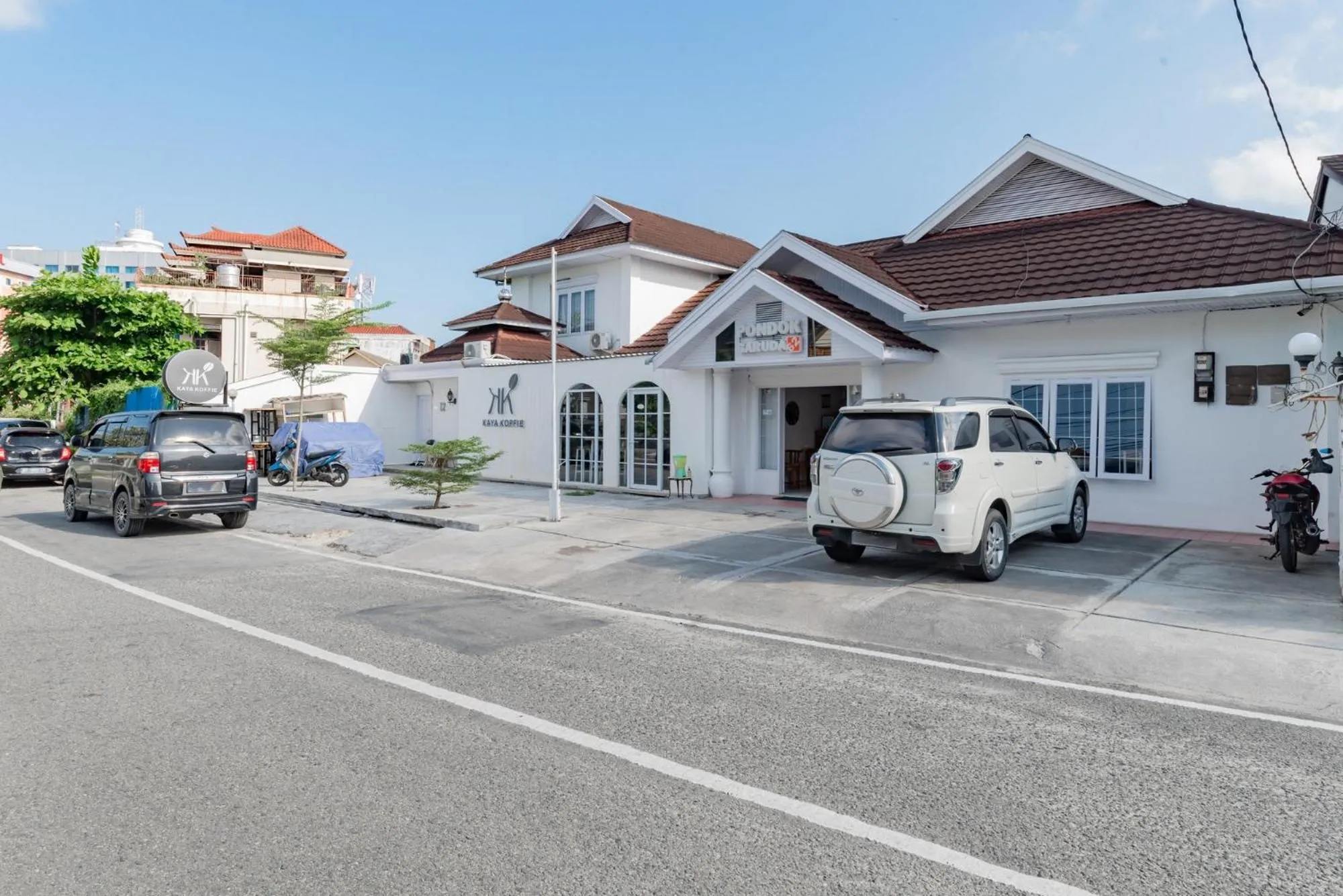 Property building in RedDoorz Syariah near Taman Bekapai 2