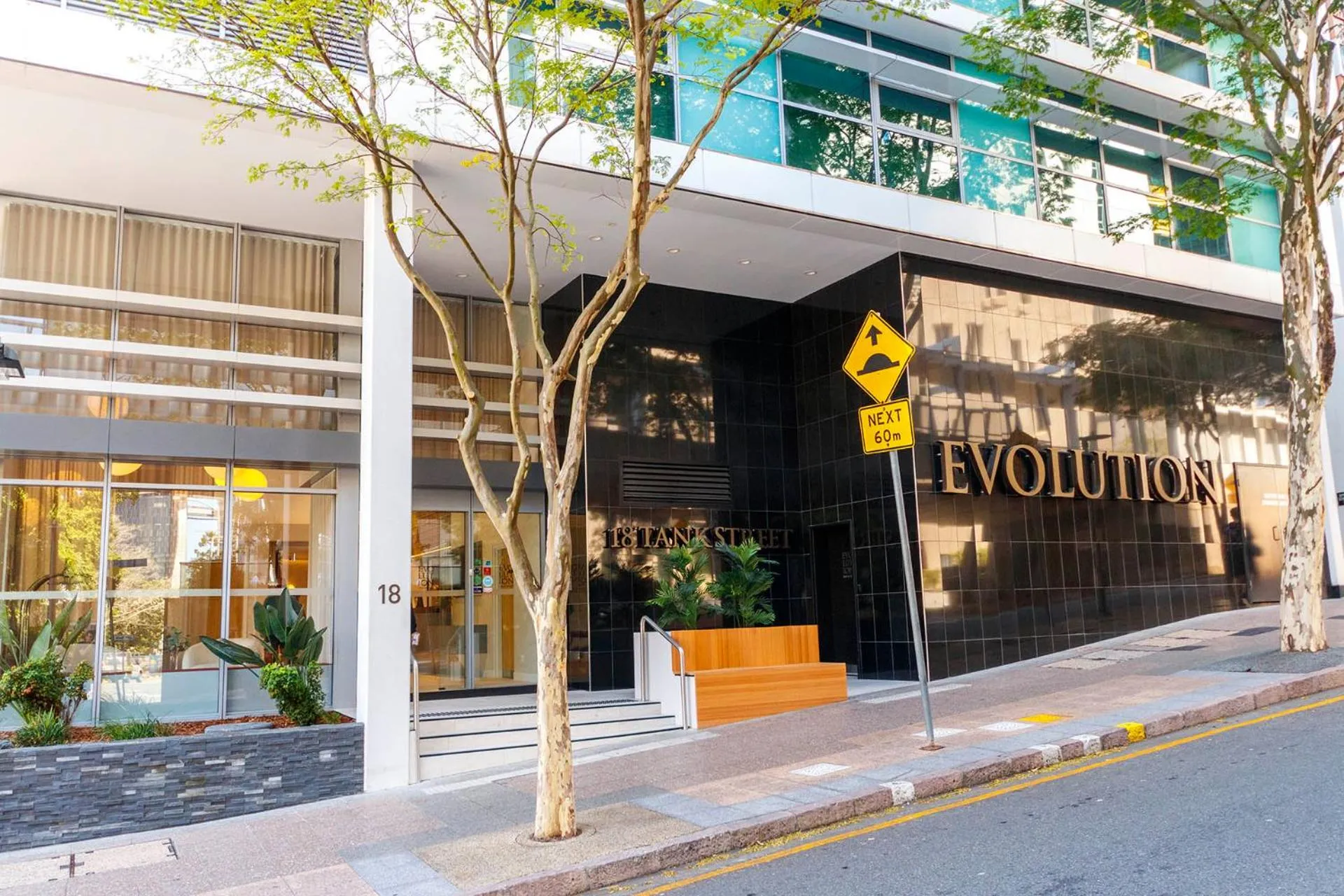 Facade/entrance in Evolution Apartments