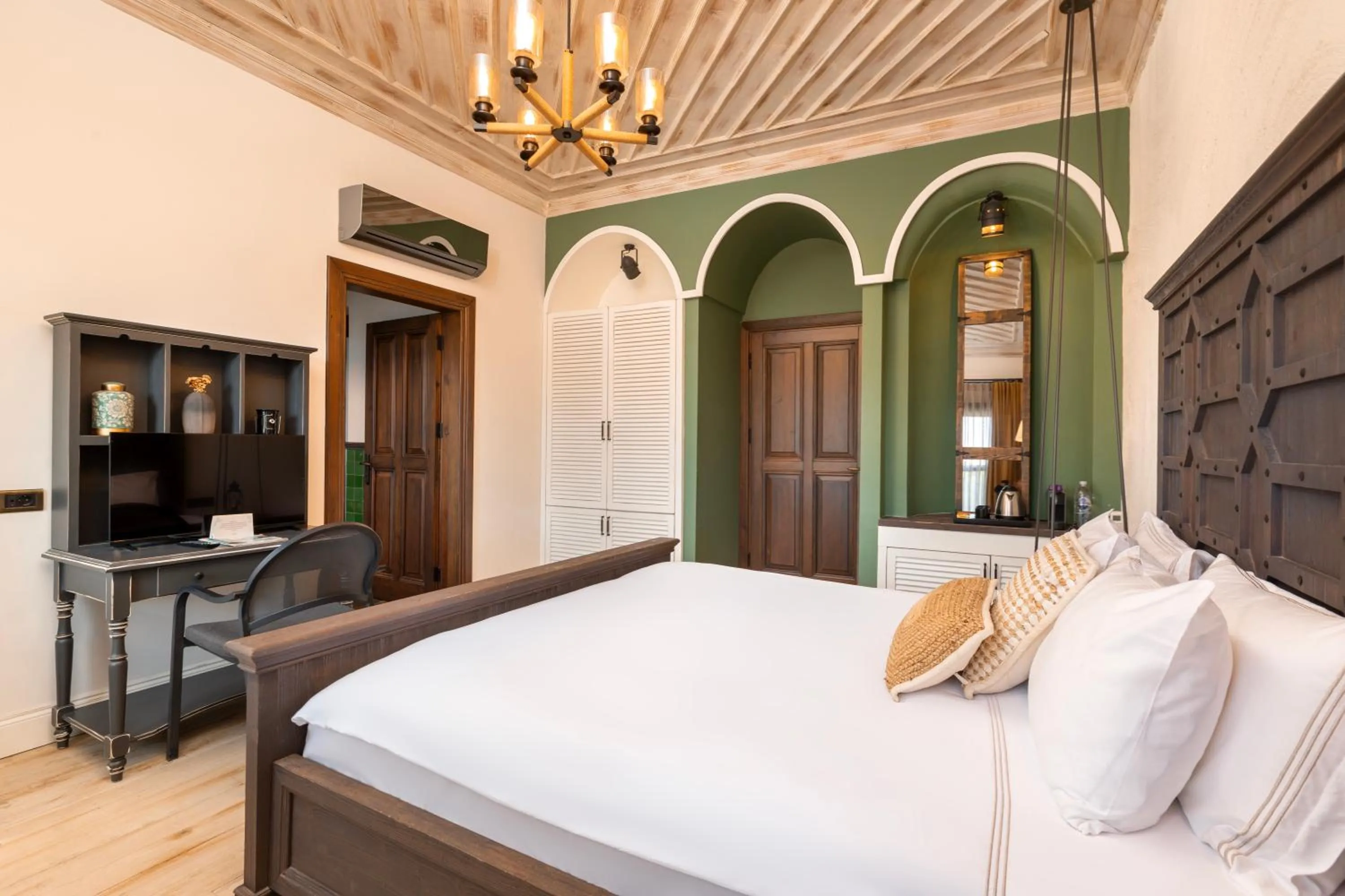 Bed in Casa Sur Antalya