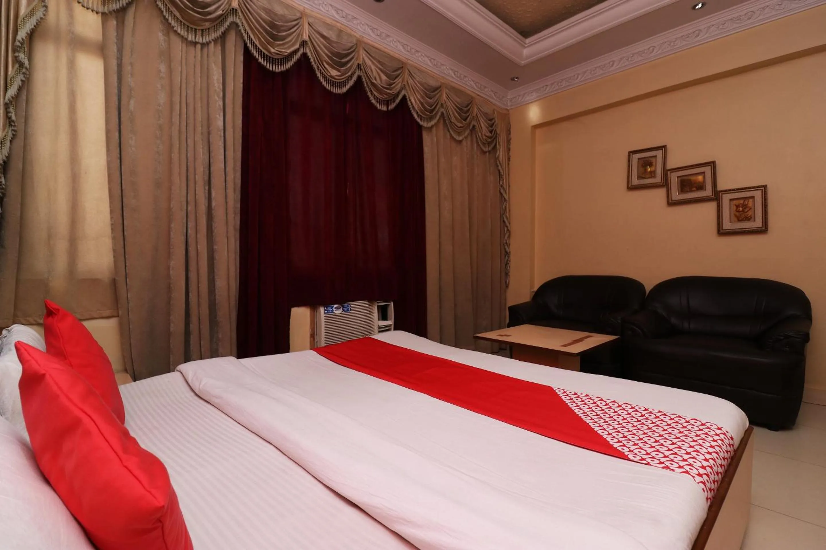 Bedroom, Bed in Super Hotel O Akash Regency