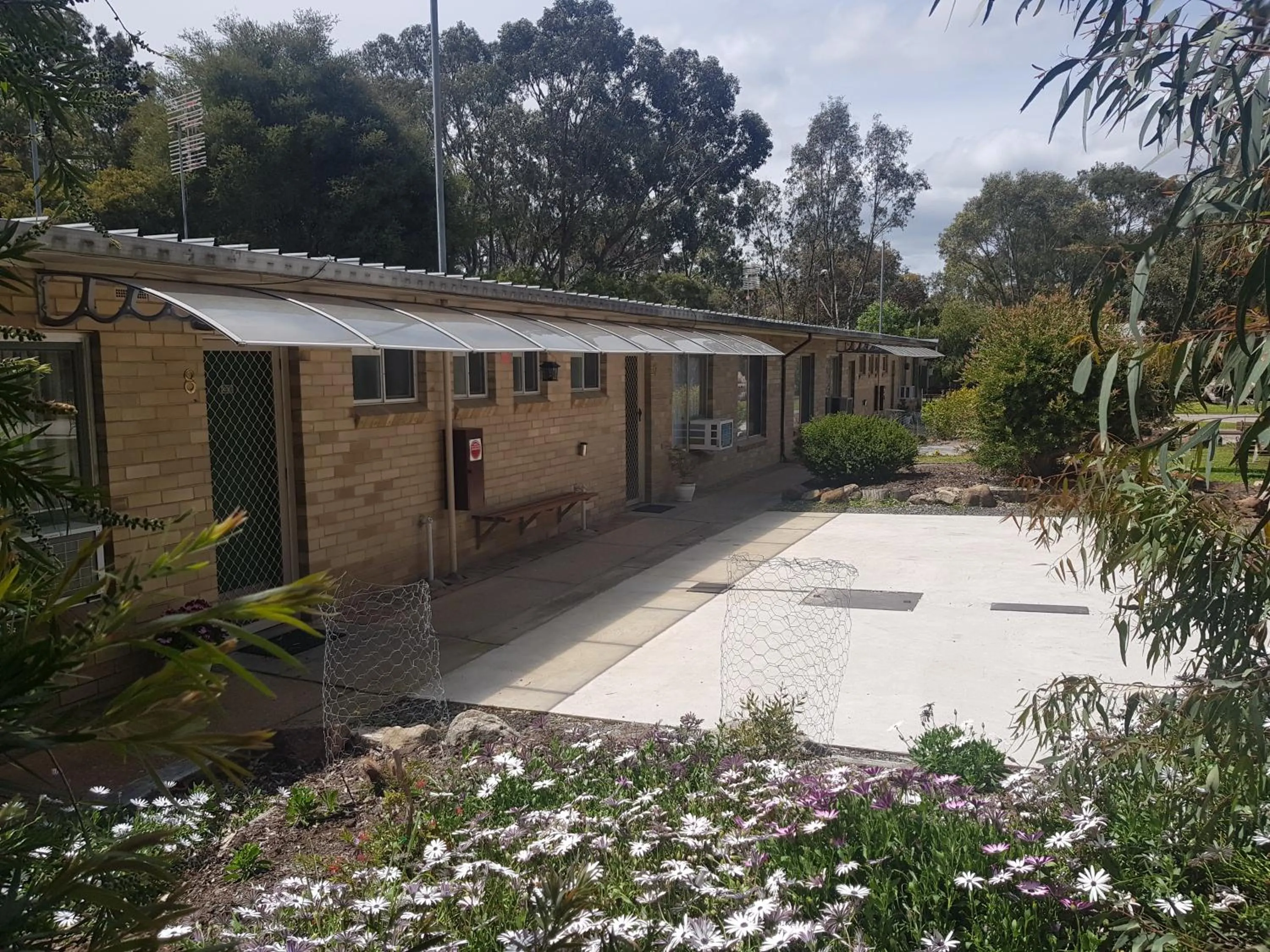 Property building in Grampians View Cottages and Units