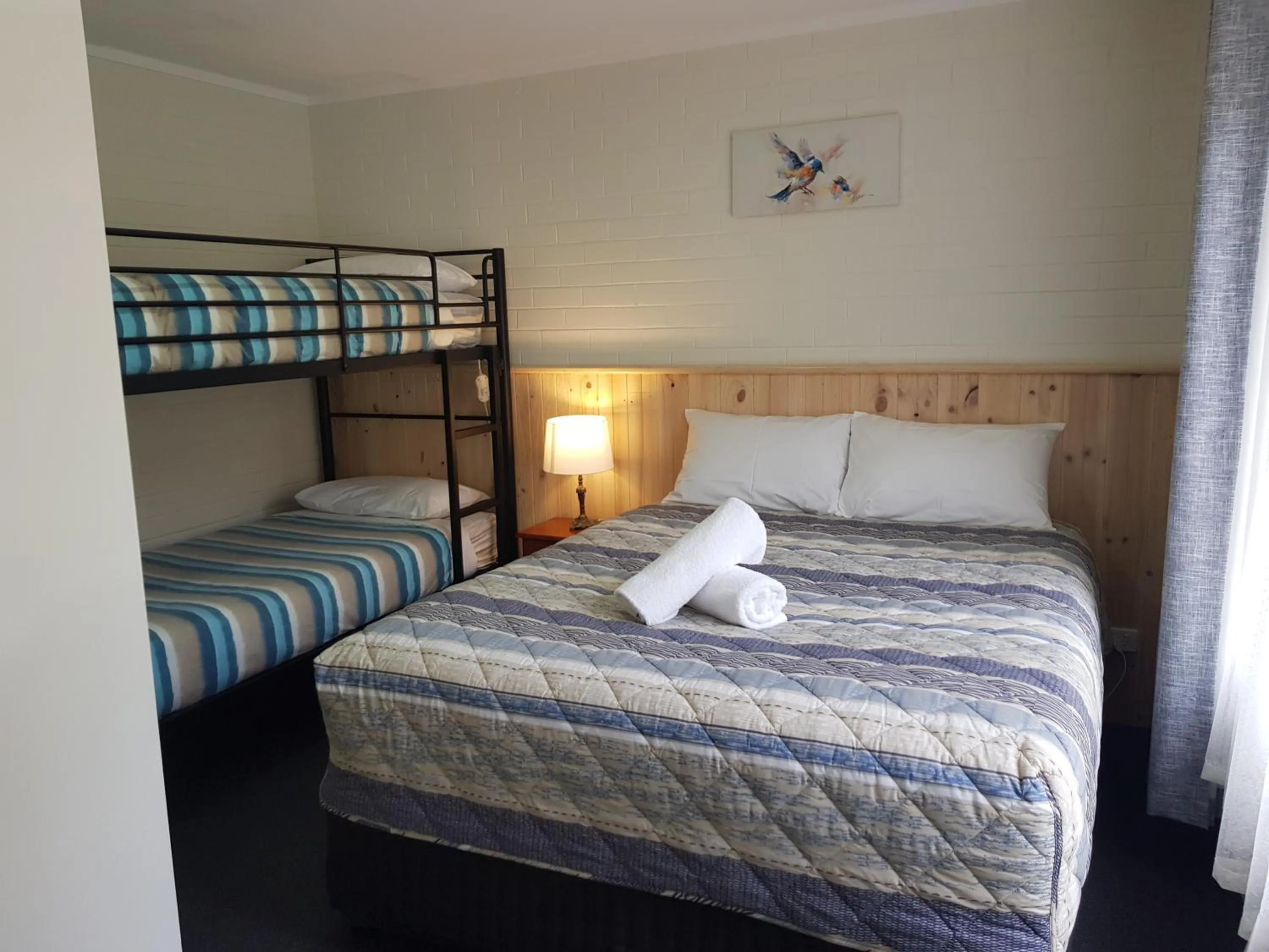 Bedroom, Bed in Grampians View Cottages and Units