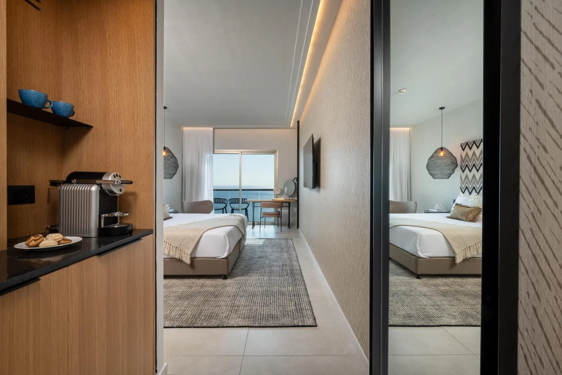 Photo of the whole room, Bed in Leonardo Plaza Haifa