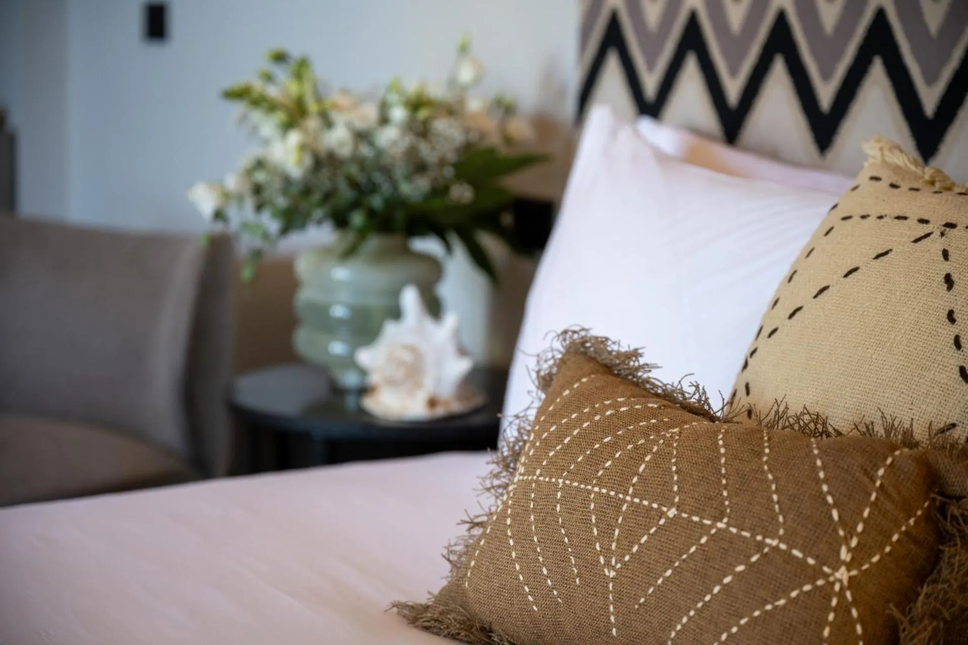 Photo of the whole room, Bed in Leonardo Plaza Haifa