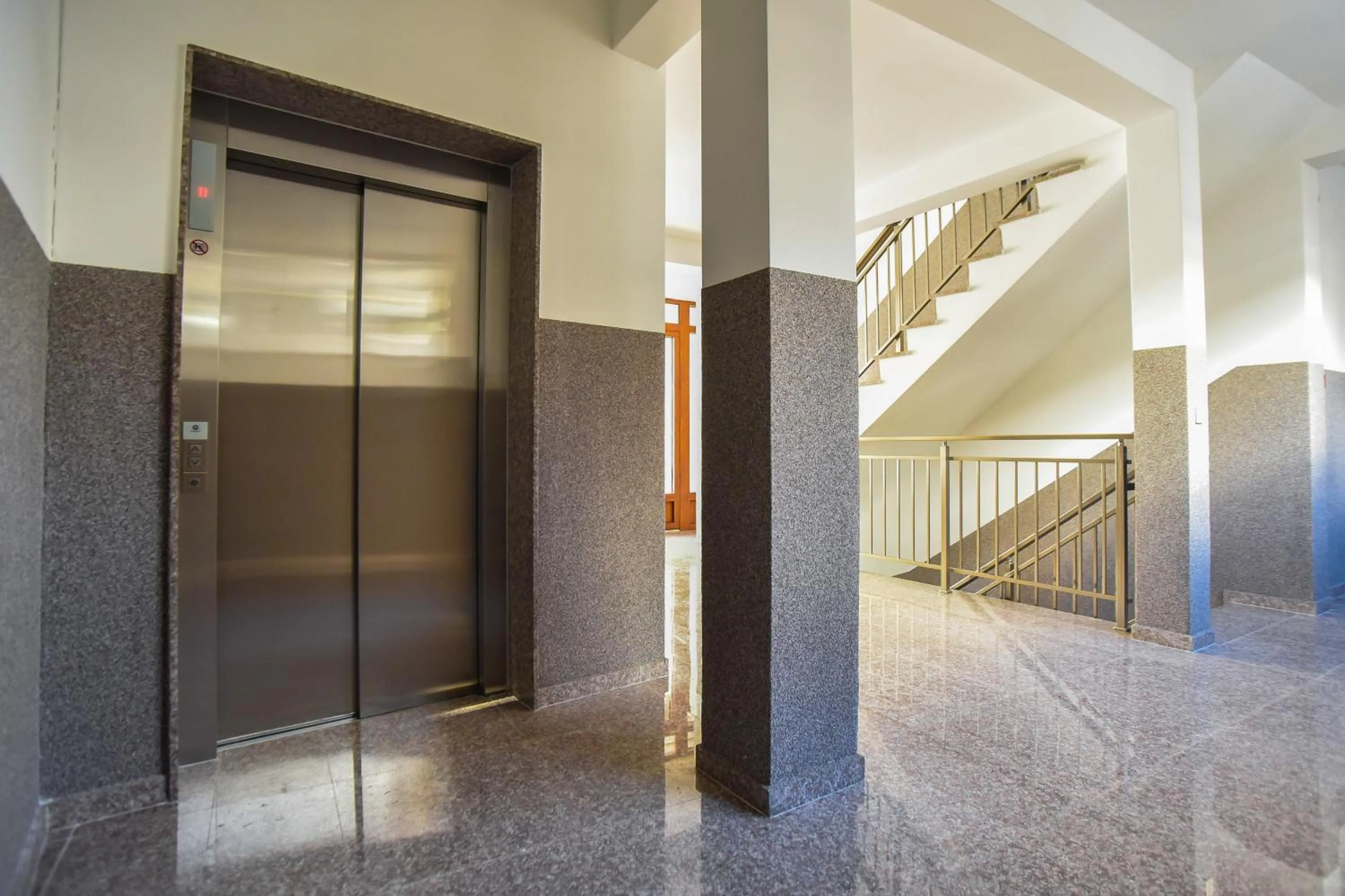 Vistamar Hotel & Apartments