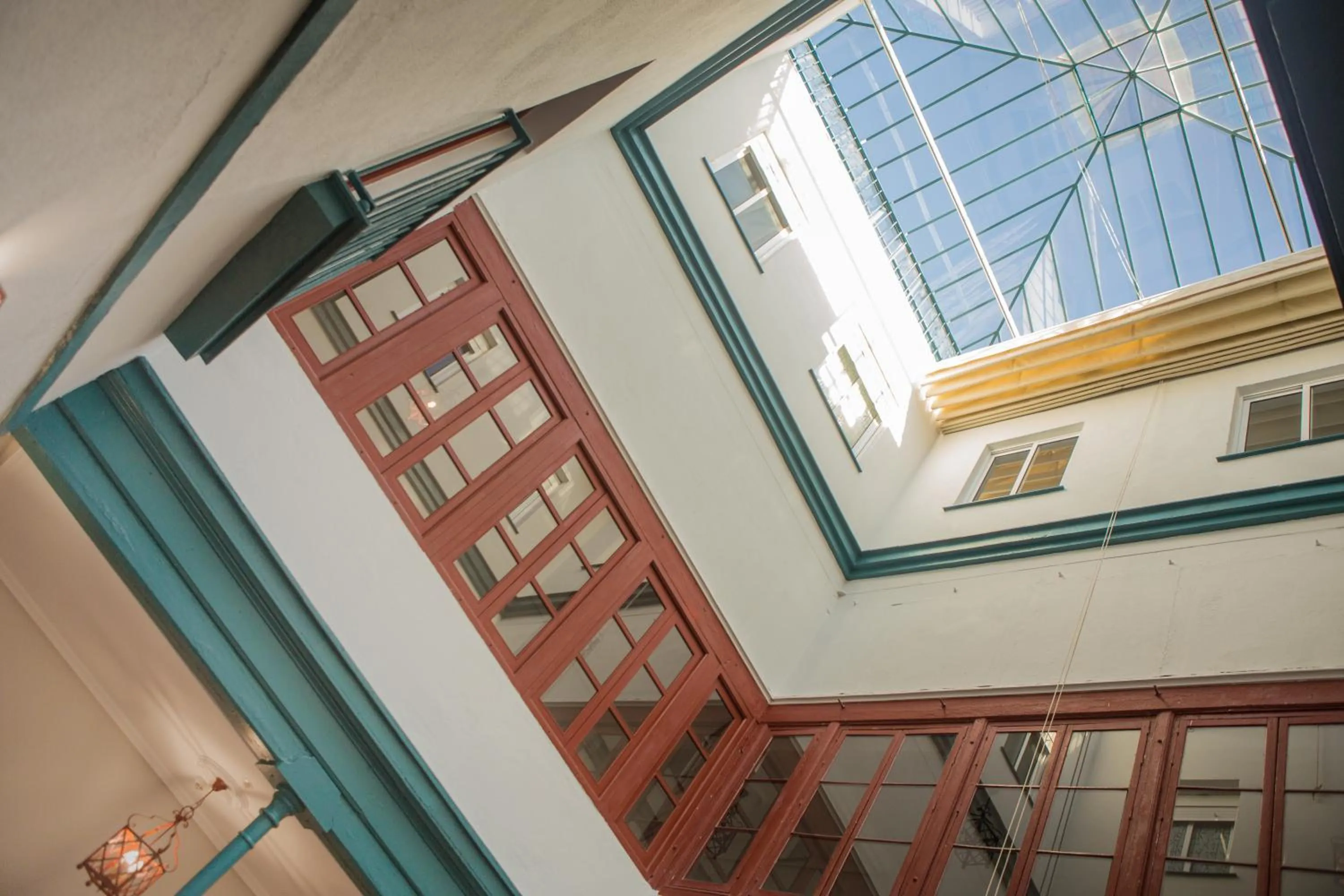 Patio in Vivian's Guest House Auto Check-in