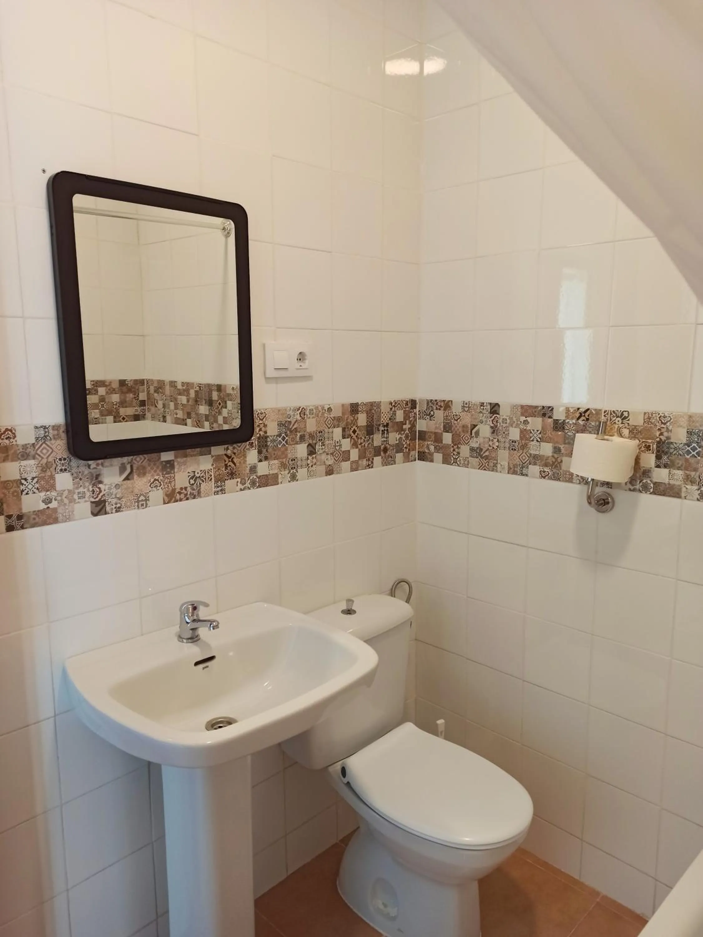 Decorative detail in Vivian's Guest House Auto Check-in