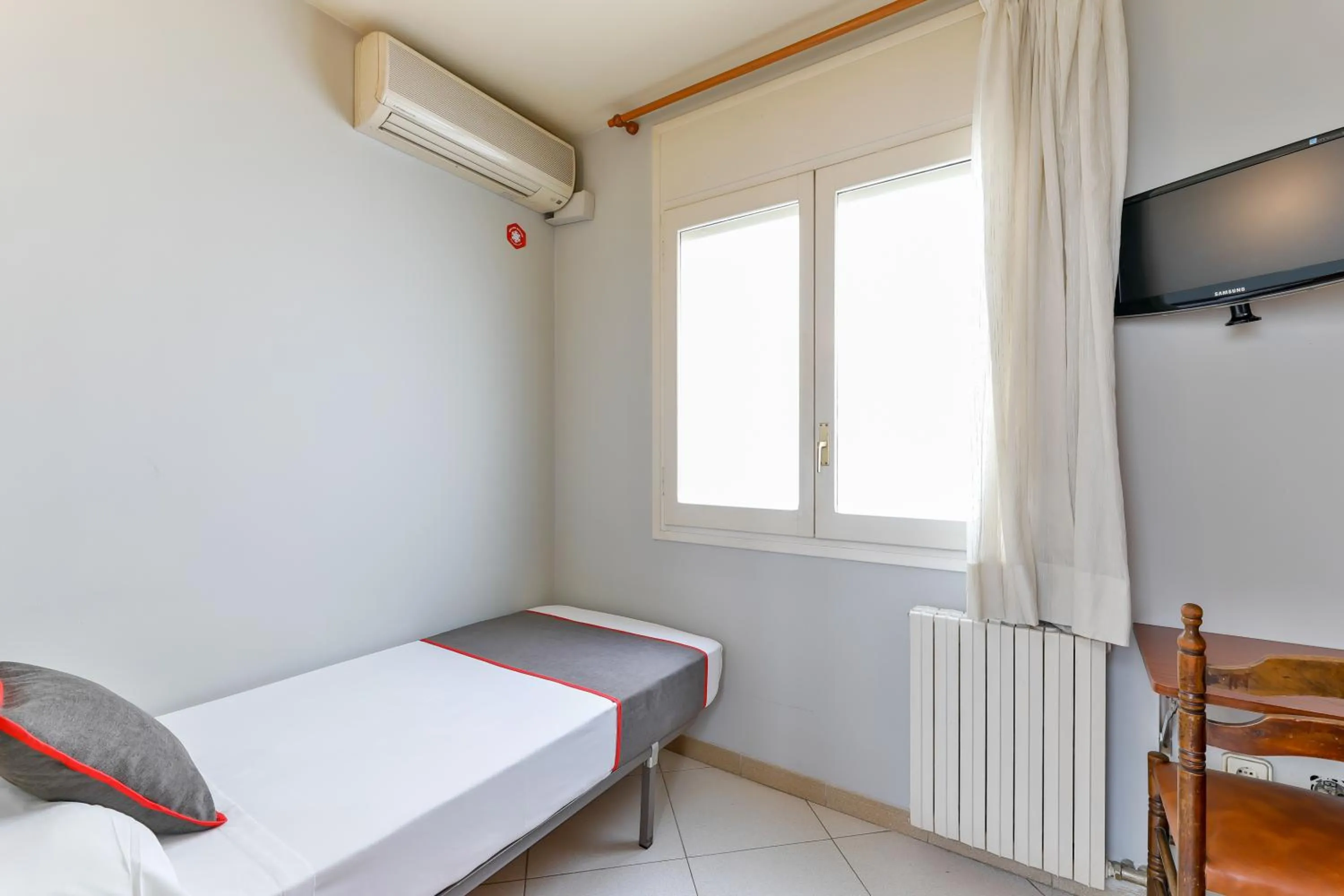 Bedroom, Bed in Can Peixan