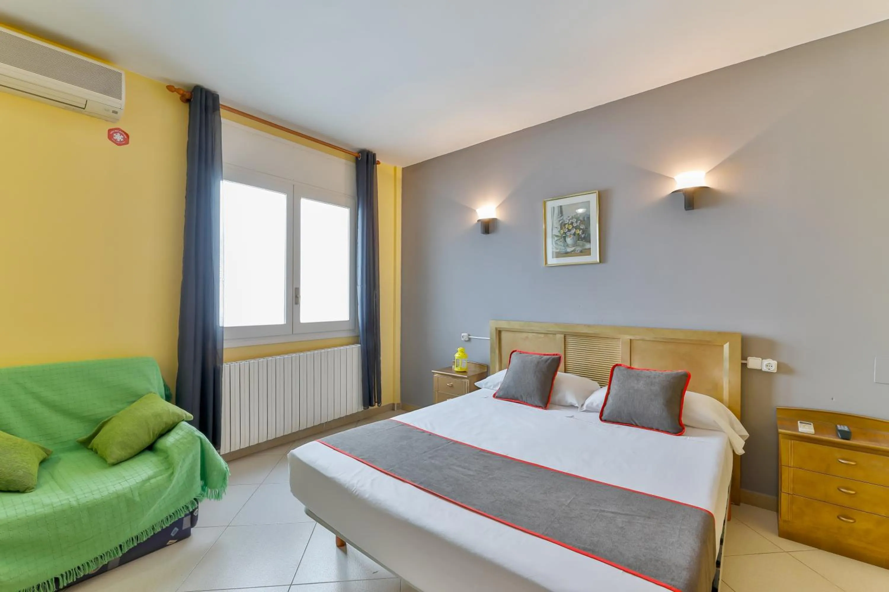 Bedroom, Bed in Can Peixan