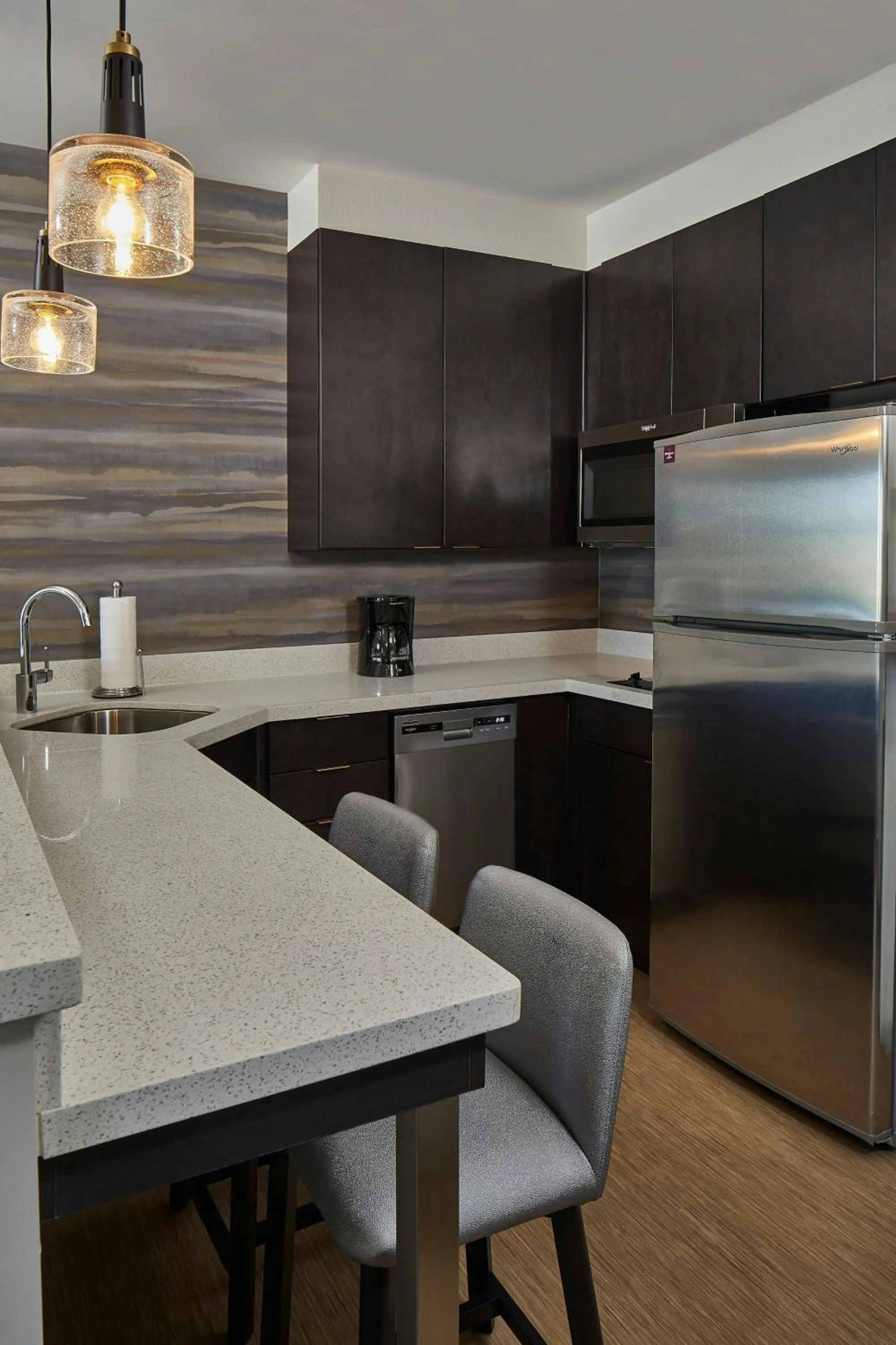 Kitchen or kitchenette in Residence Inn by Marriott Cleveland University Circle/Medical Center