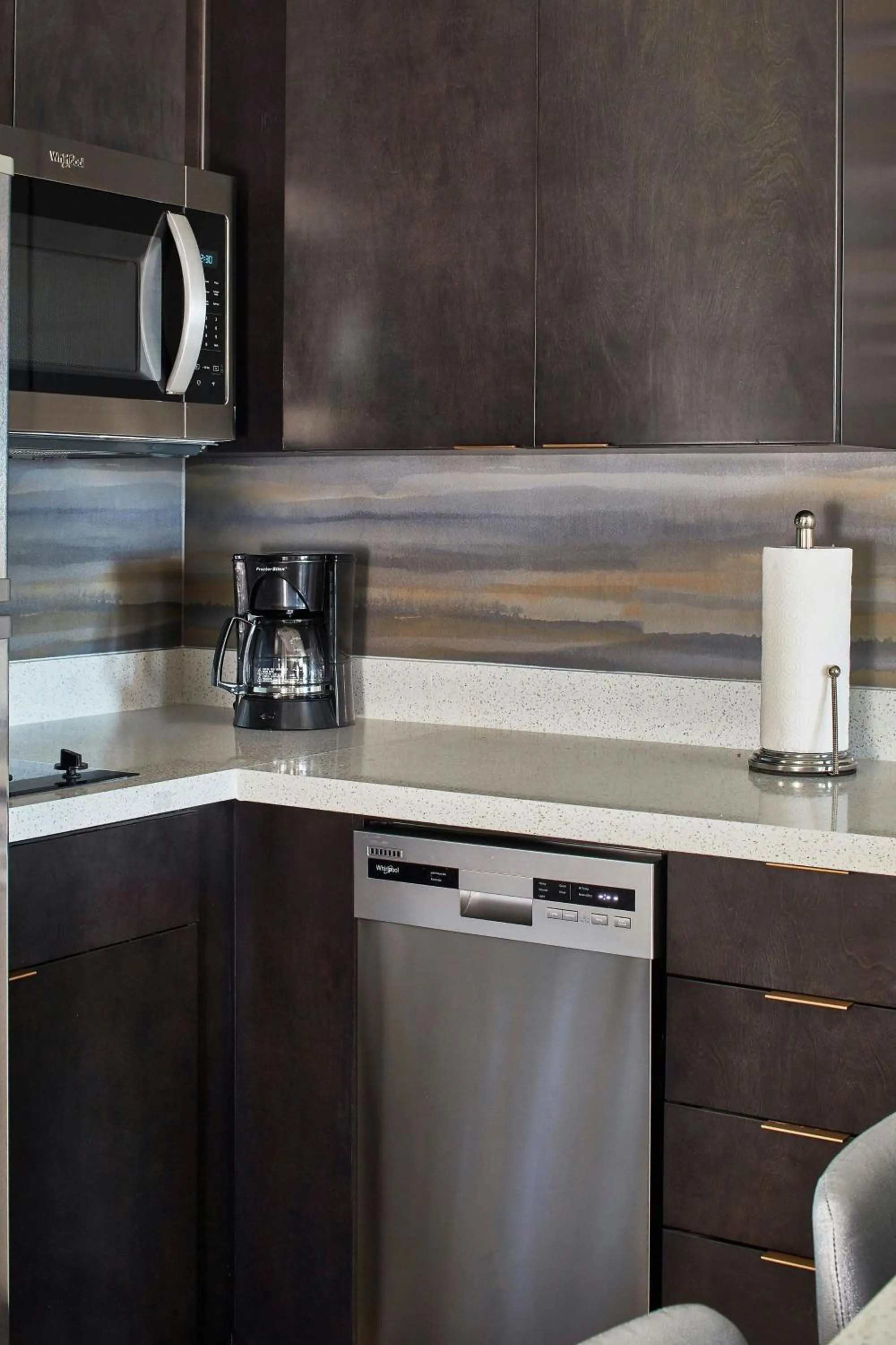 Kitchen or kitchenette in Residence Inn by Marriott Cleveland University Circle/Medical Center