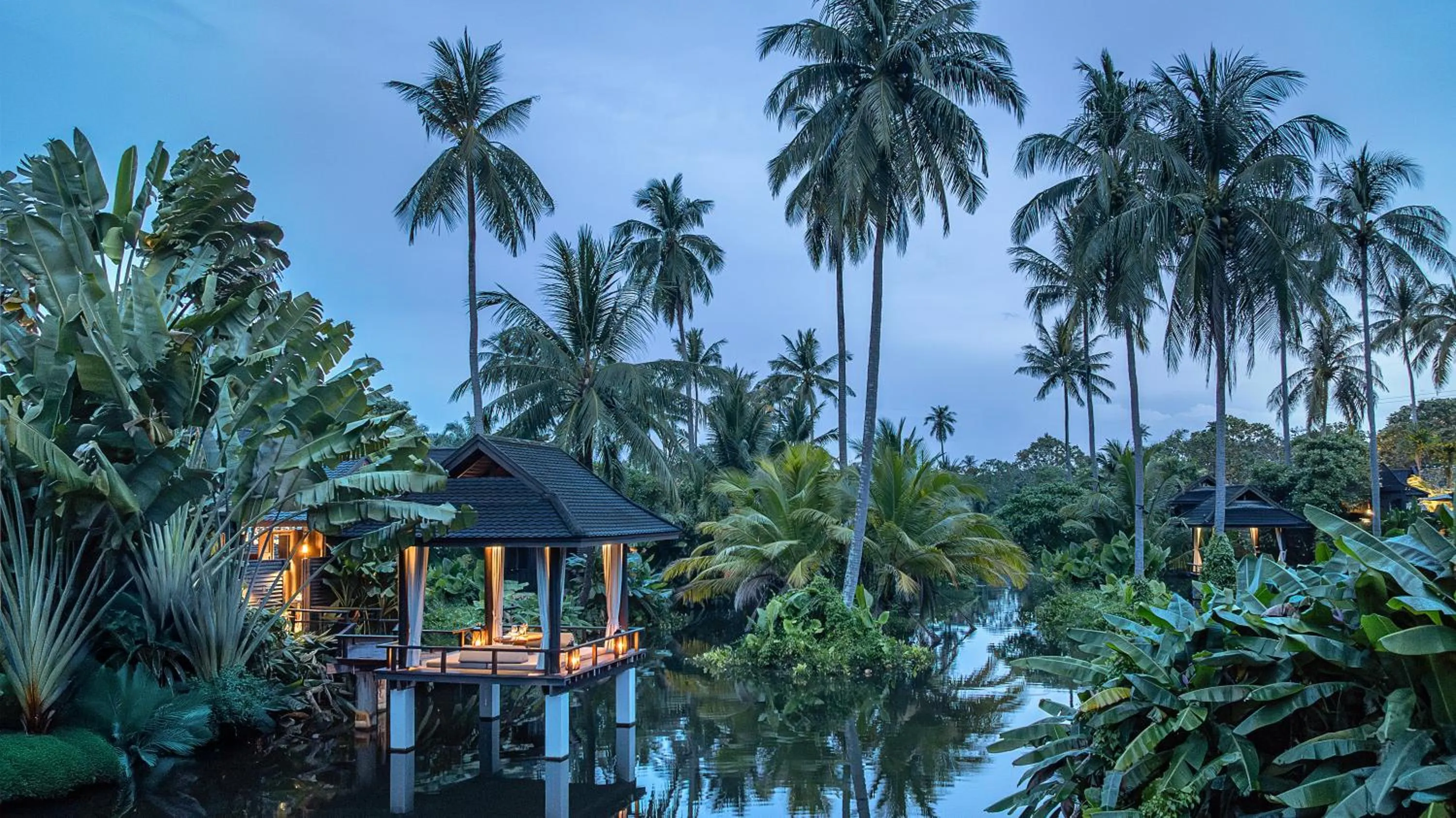 Garden in Anantara Mai Khao Phuket Villas